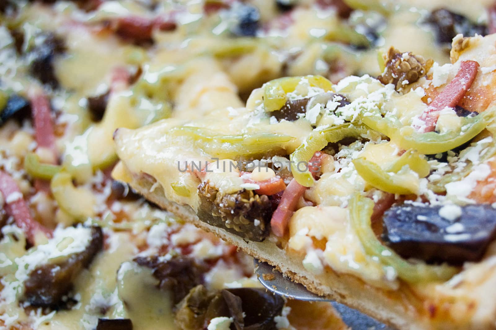 Pizza with aubergines  by Angel_a