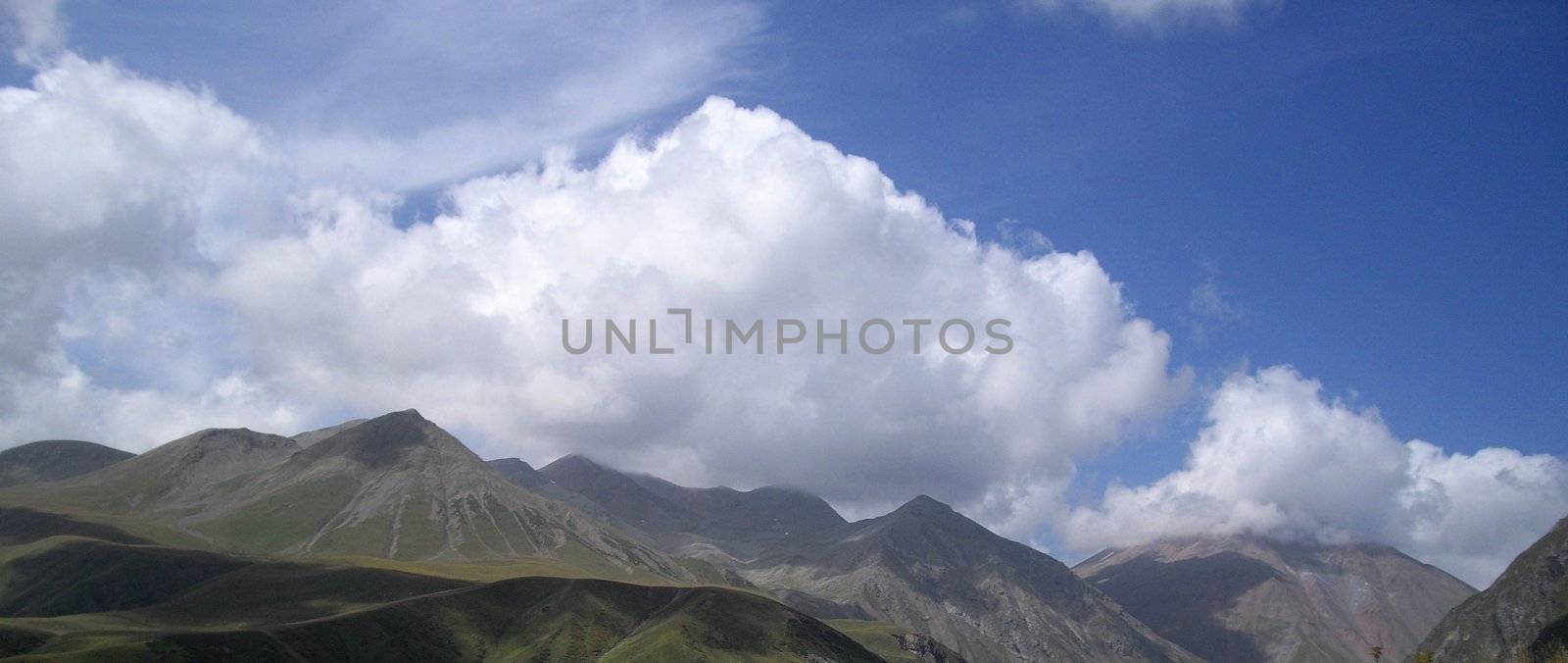 Caucasus mountain by Elet