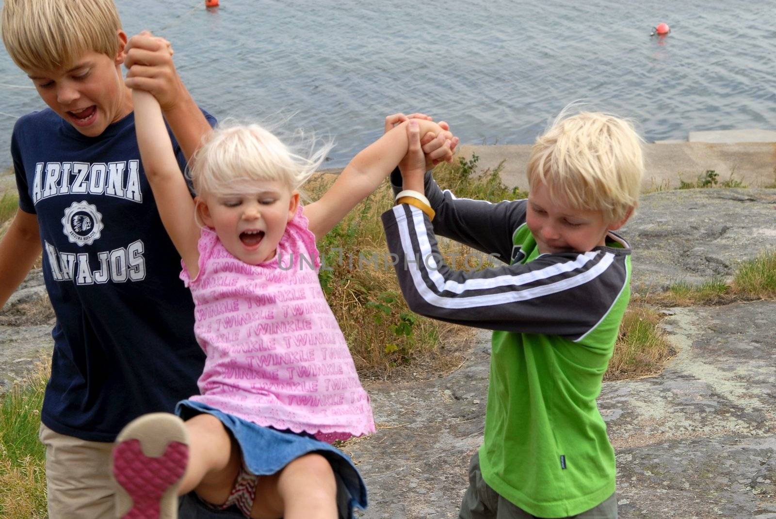 Scandinavian Lifestyle - children playing games by Bildehagen