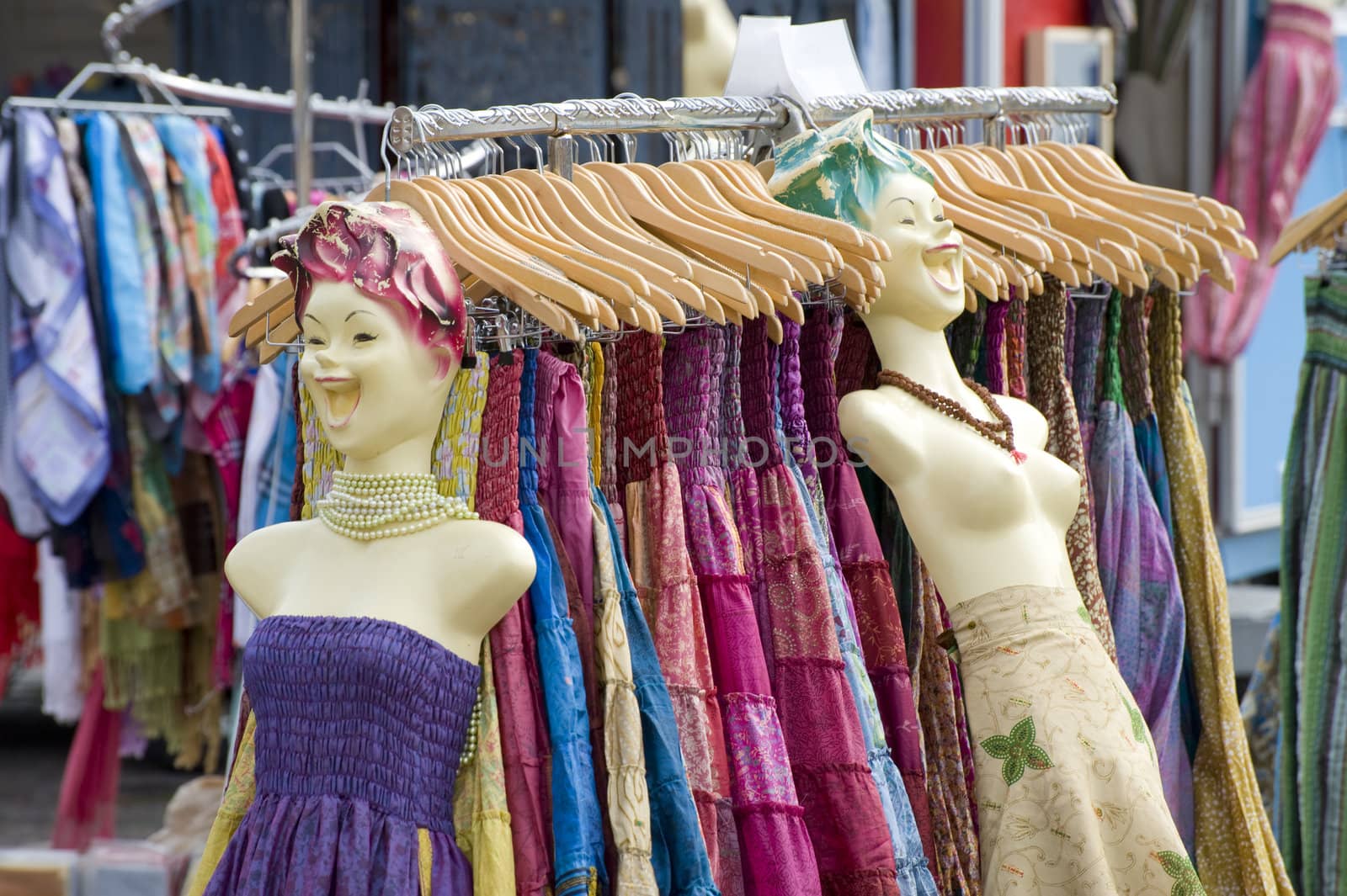 Dummy and clothes inthe dress market in Denmark