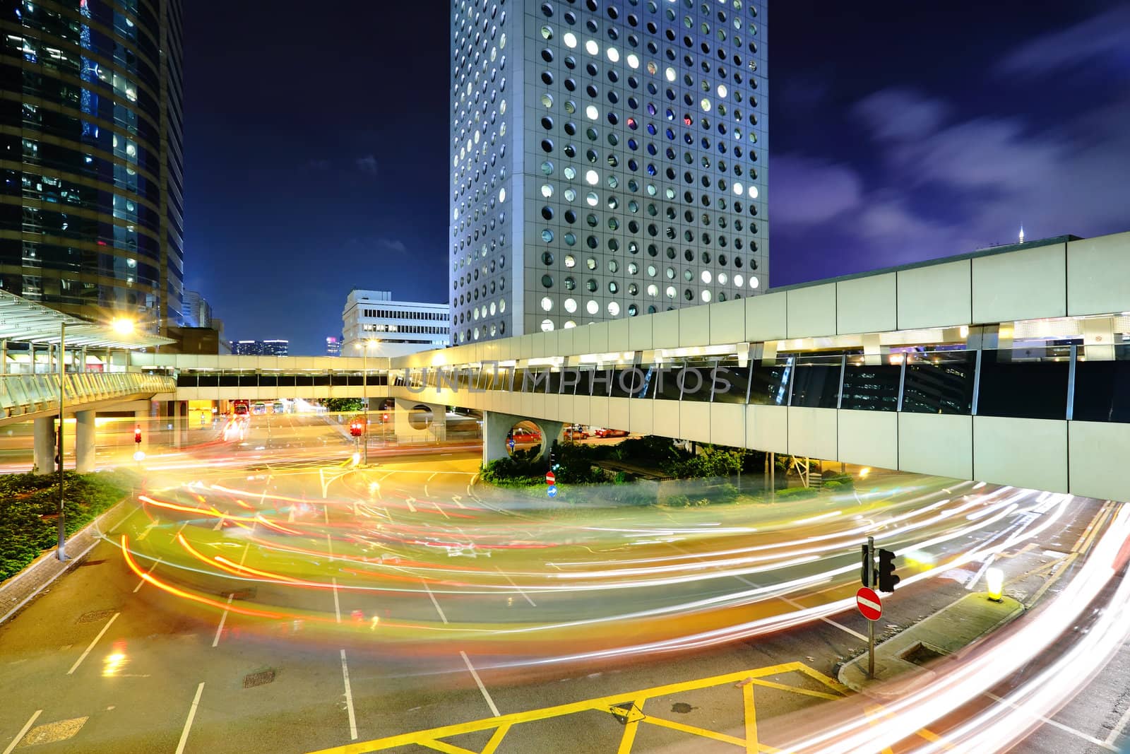 traffic through downtown HongKong