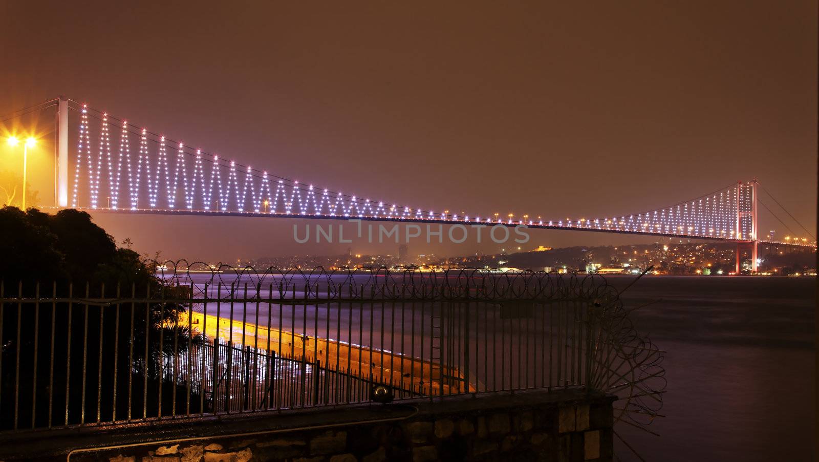 Bogazici Kpr, bridge over Bosphorus, Istanbul that links Europe to Asia
