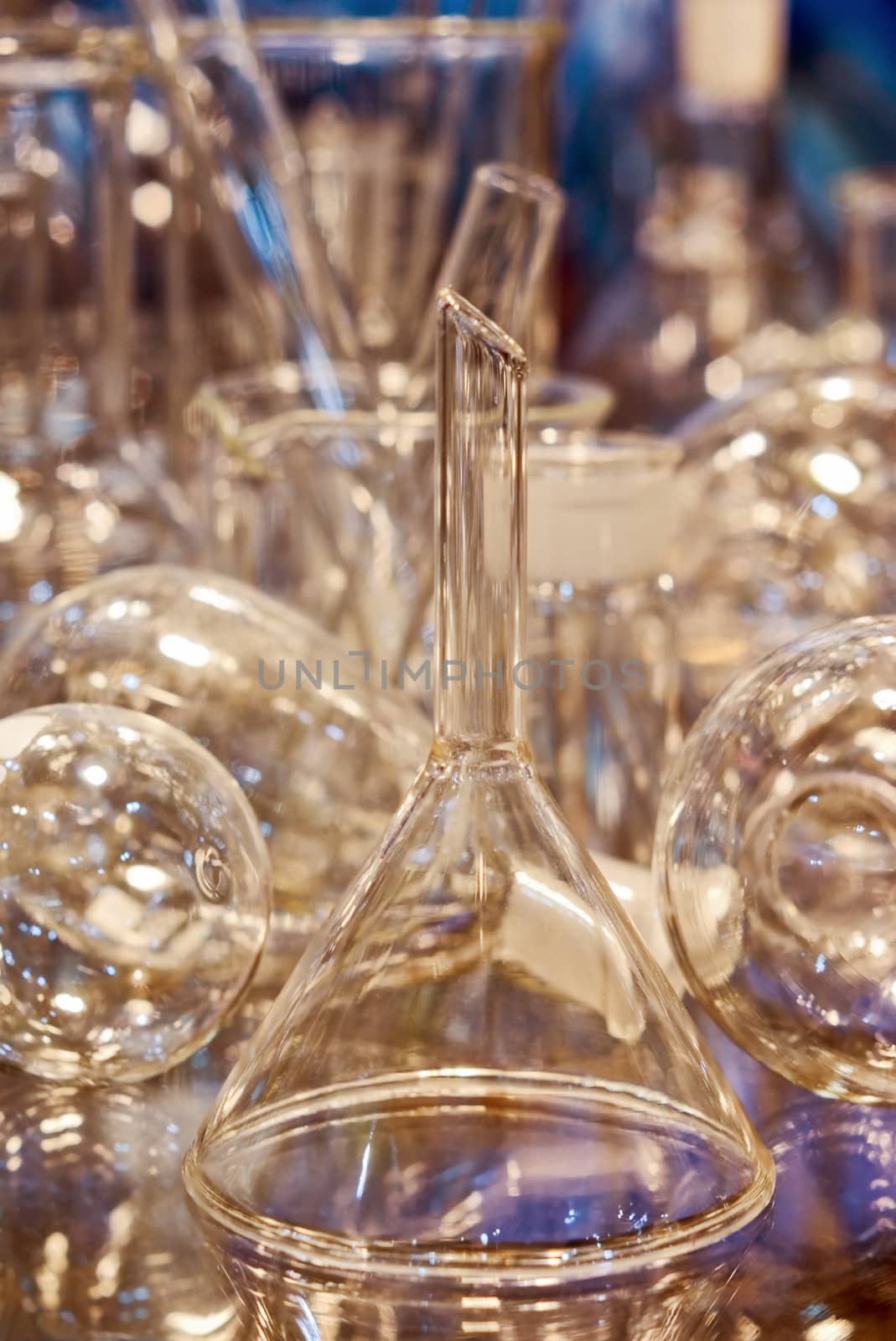 glass flasks by vrvalerian