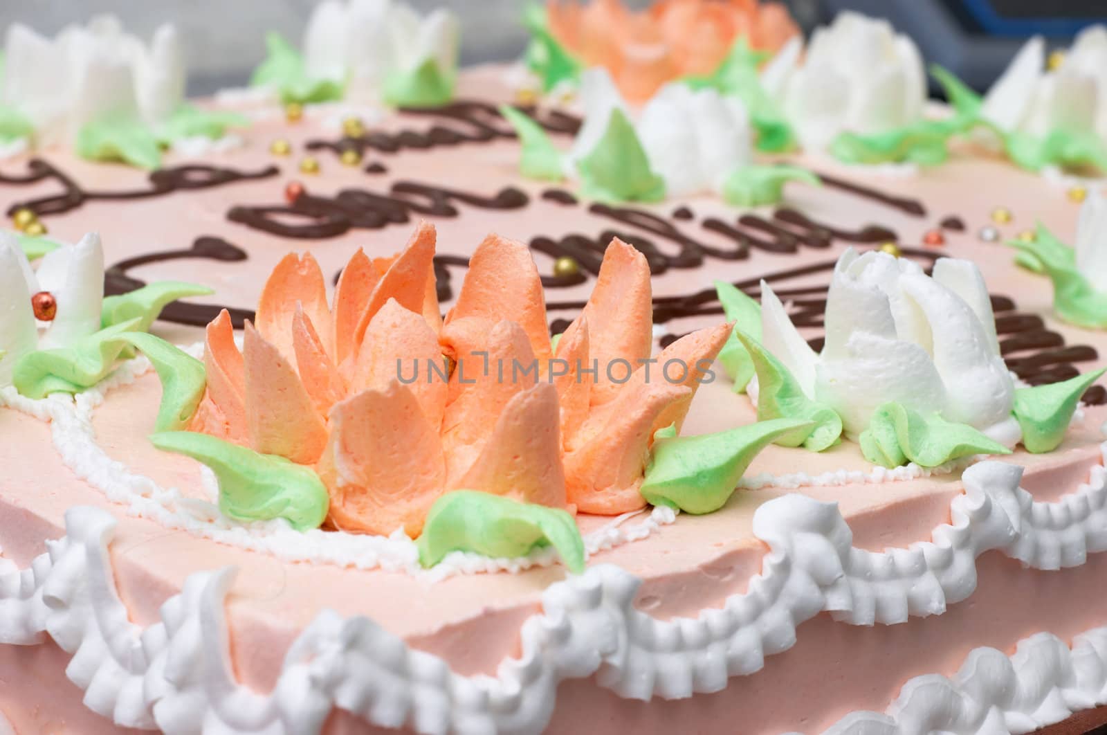 cream decoration on cake by starush