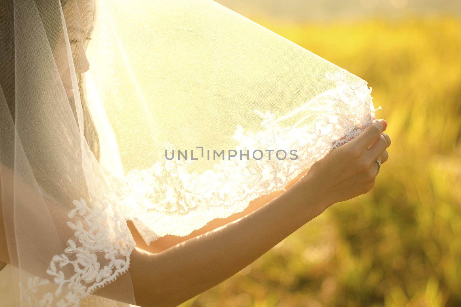 Bride under veil. by szefei