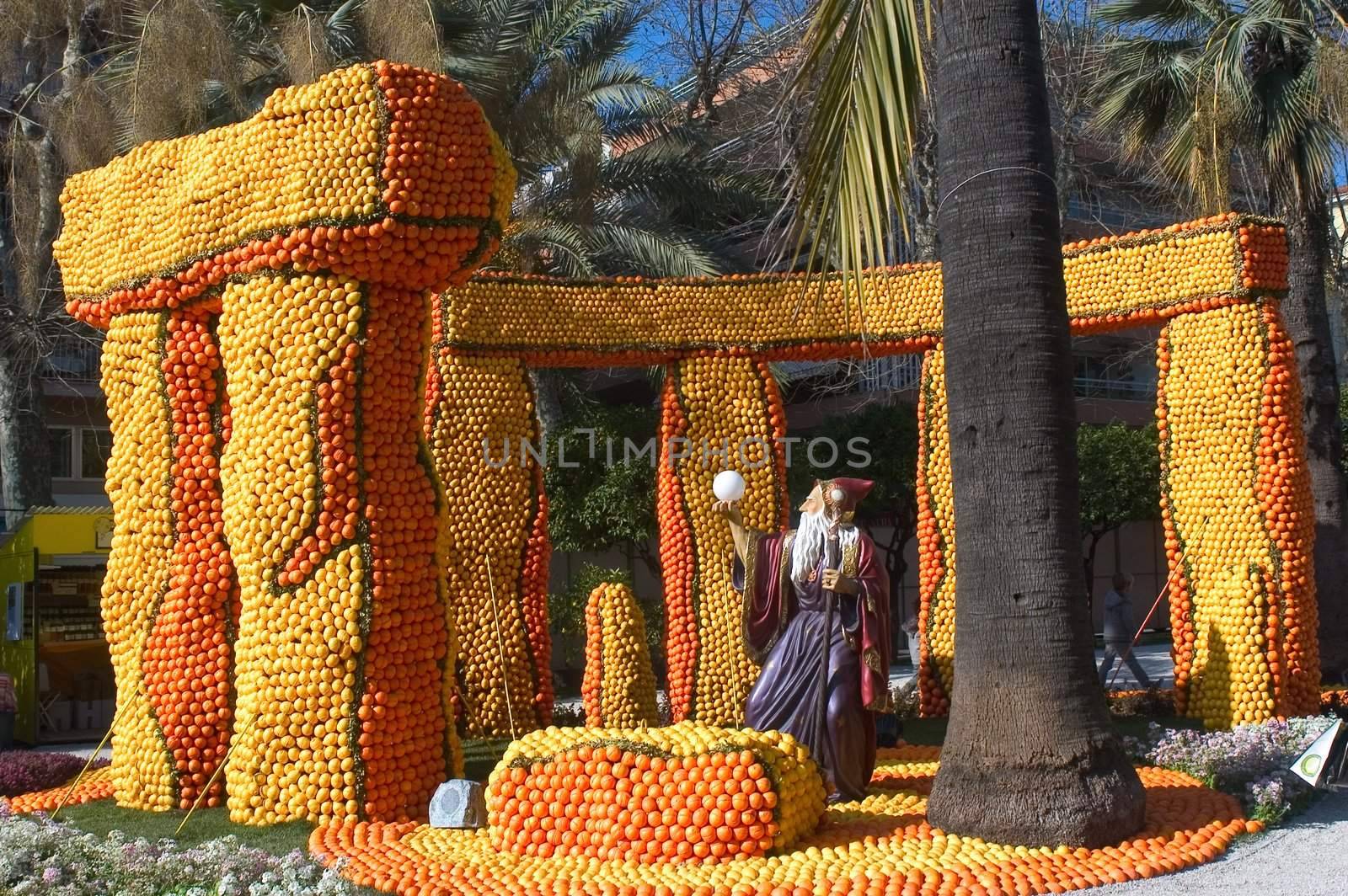 With this occasion the gardens are the theater of construction of monument out of oranges and lemons on a different topic each years.