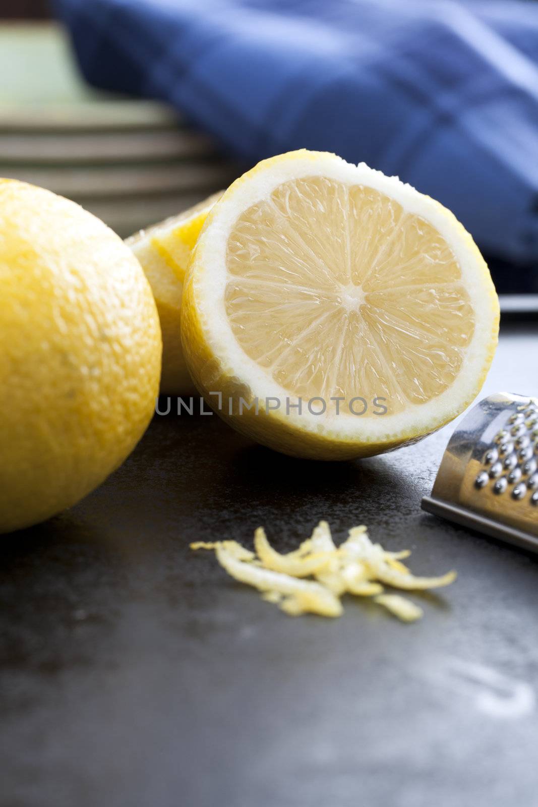 Lemon zest and cut lemon with vertical orientation
