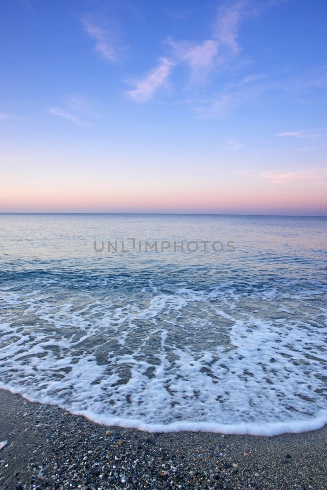 close-up of some waves in the ocean