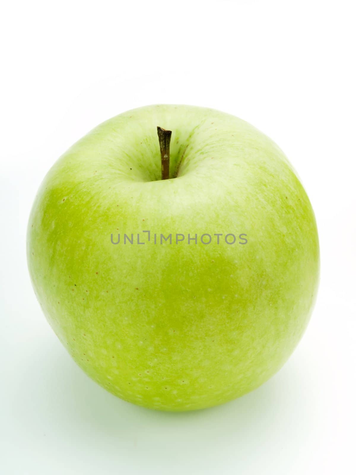 Green apple by henrischmit