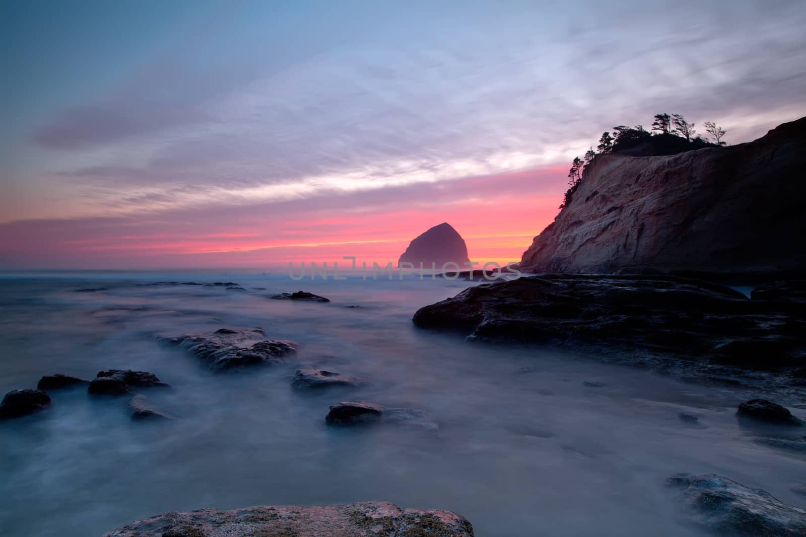 Cape Kiwanda by alex_garaev