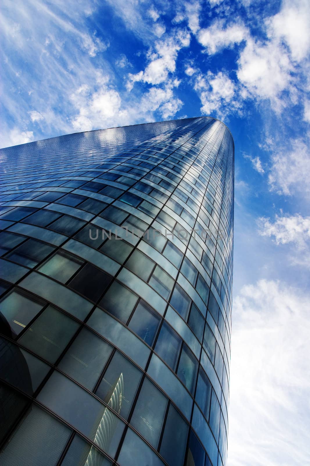 skyscraper by chrisroll