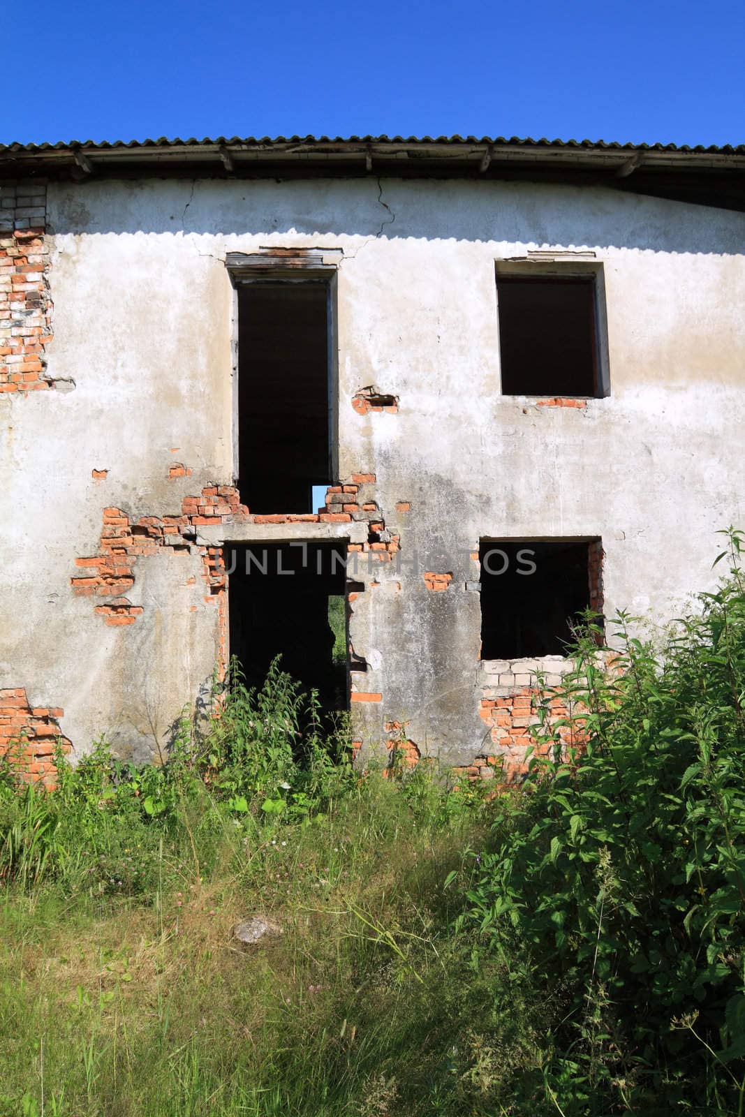 old ruined house