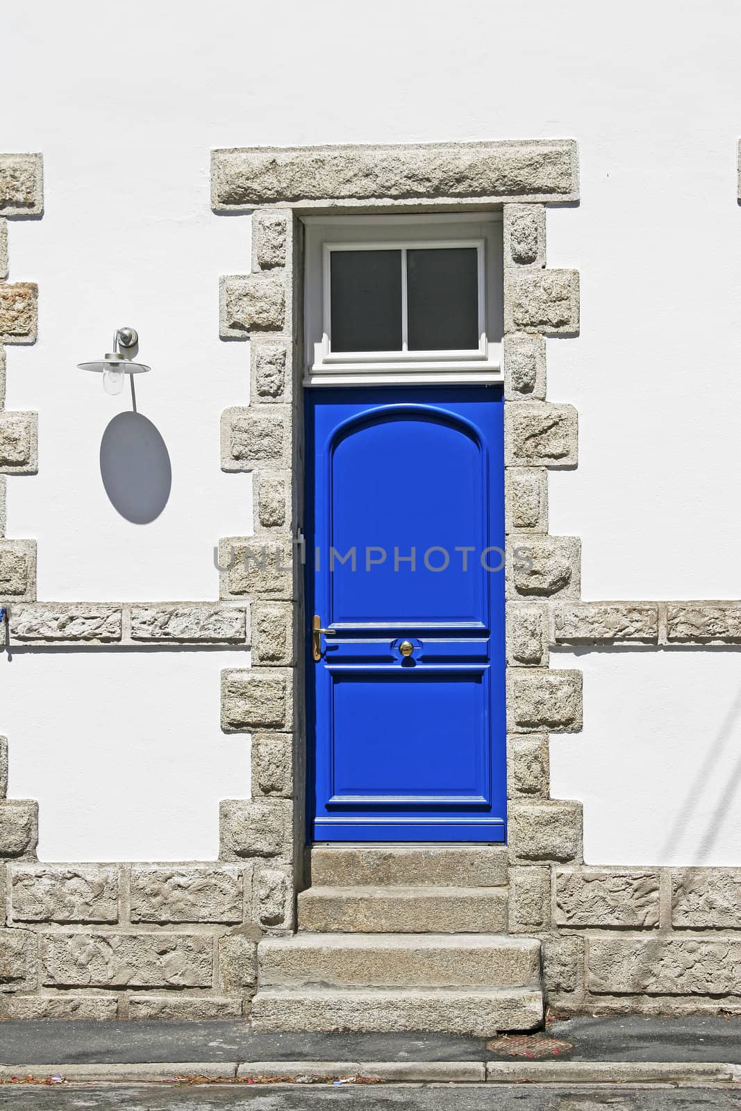 Larmor-Plage, blue door in Brittany by Natureandmore