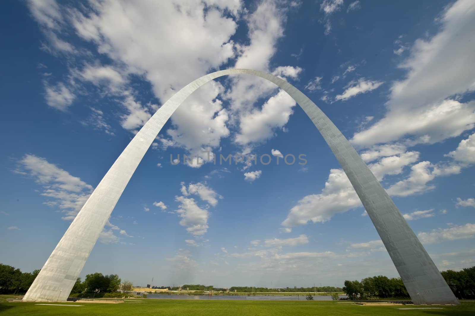 Classic Gateway Arch Picture by thyrymn