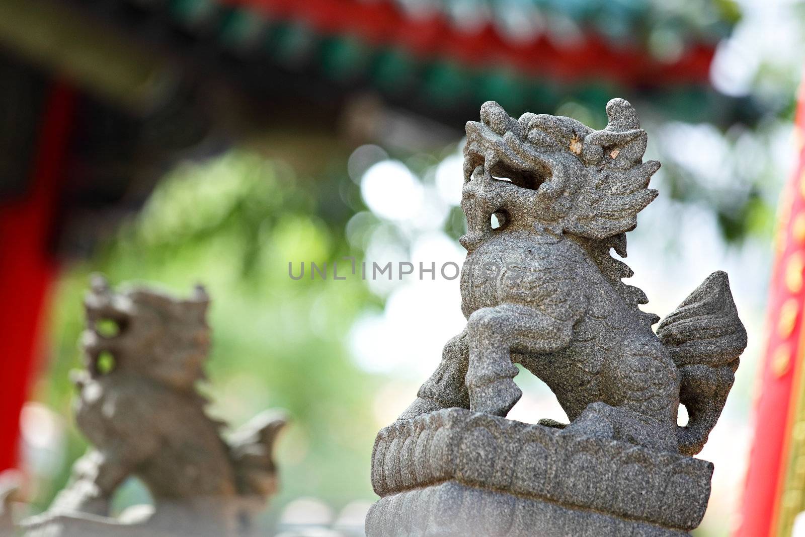 Chinese lion statue