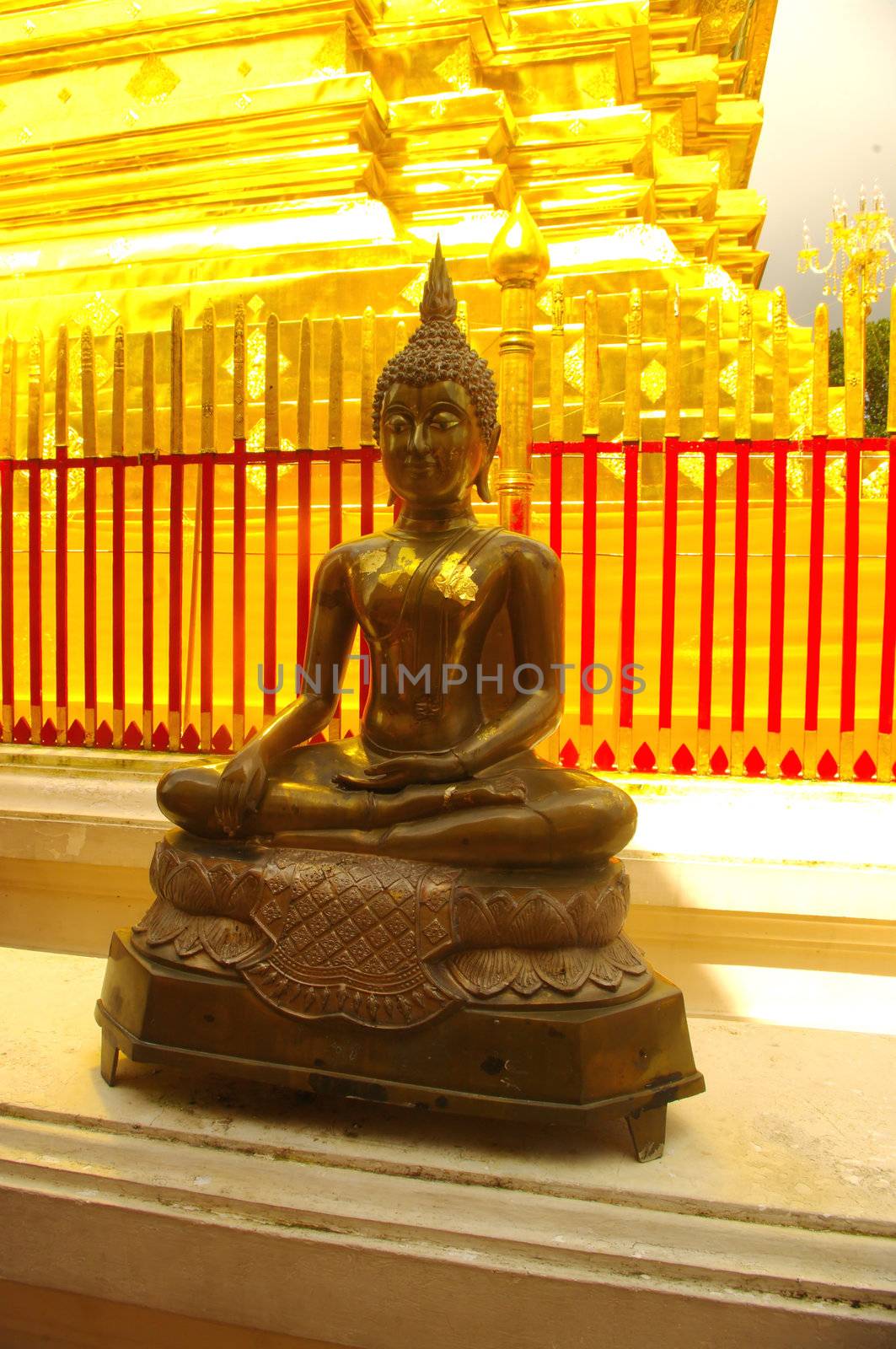 Bouddha de bronze by Duroc