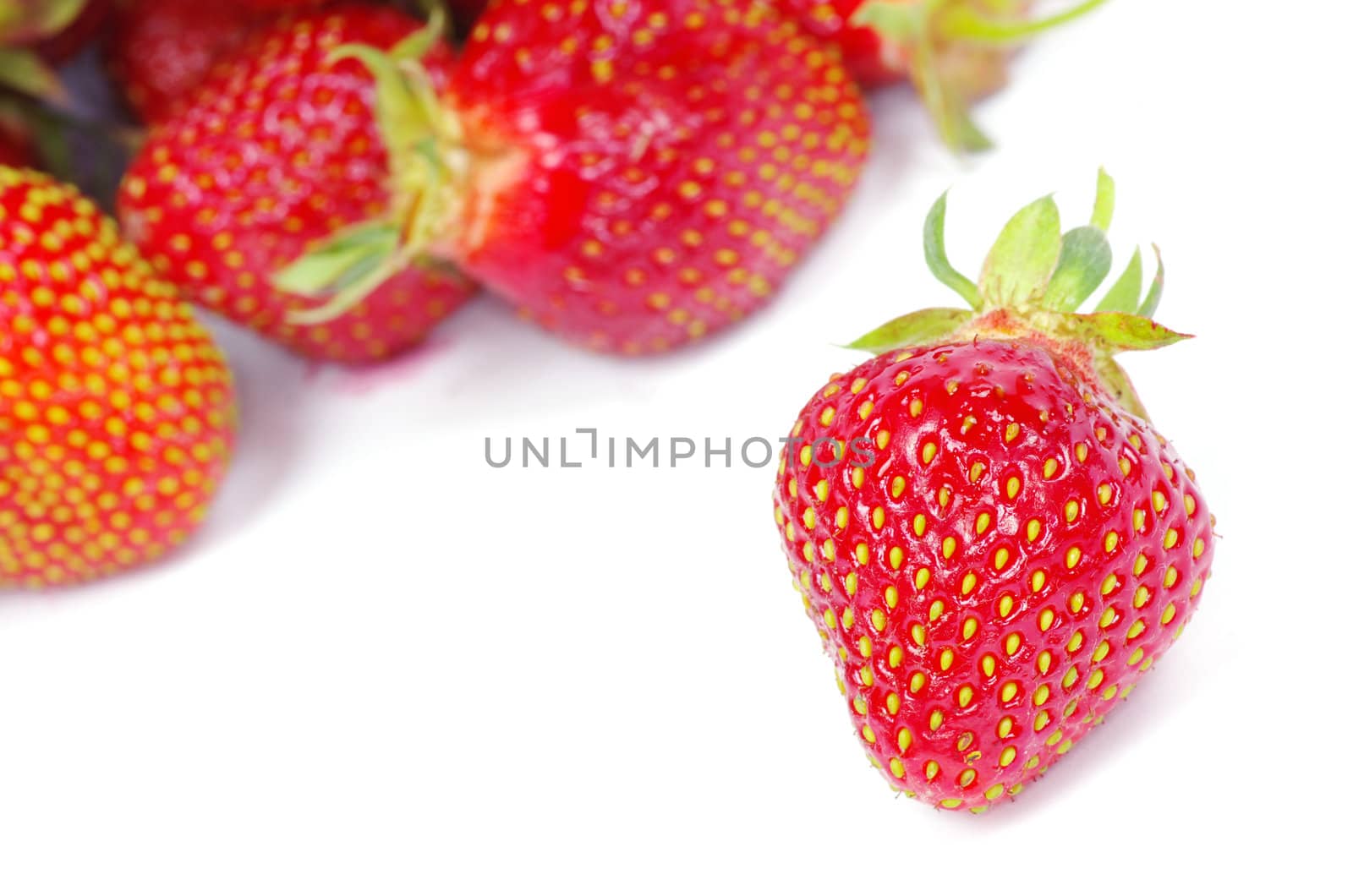 strawberries  by Pakhnyushchyy