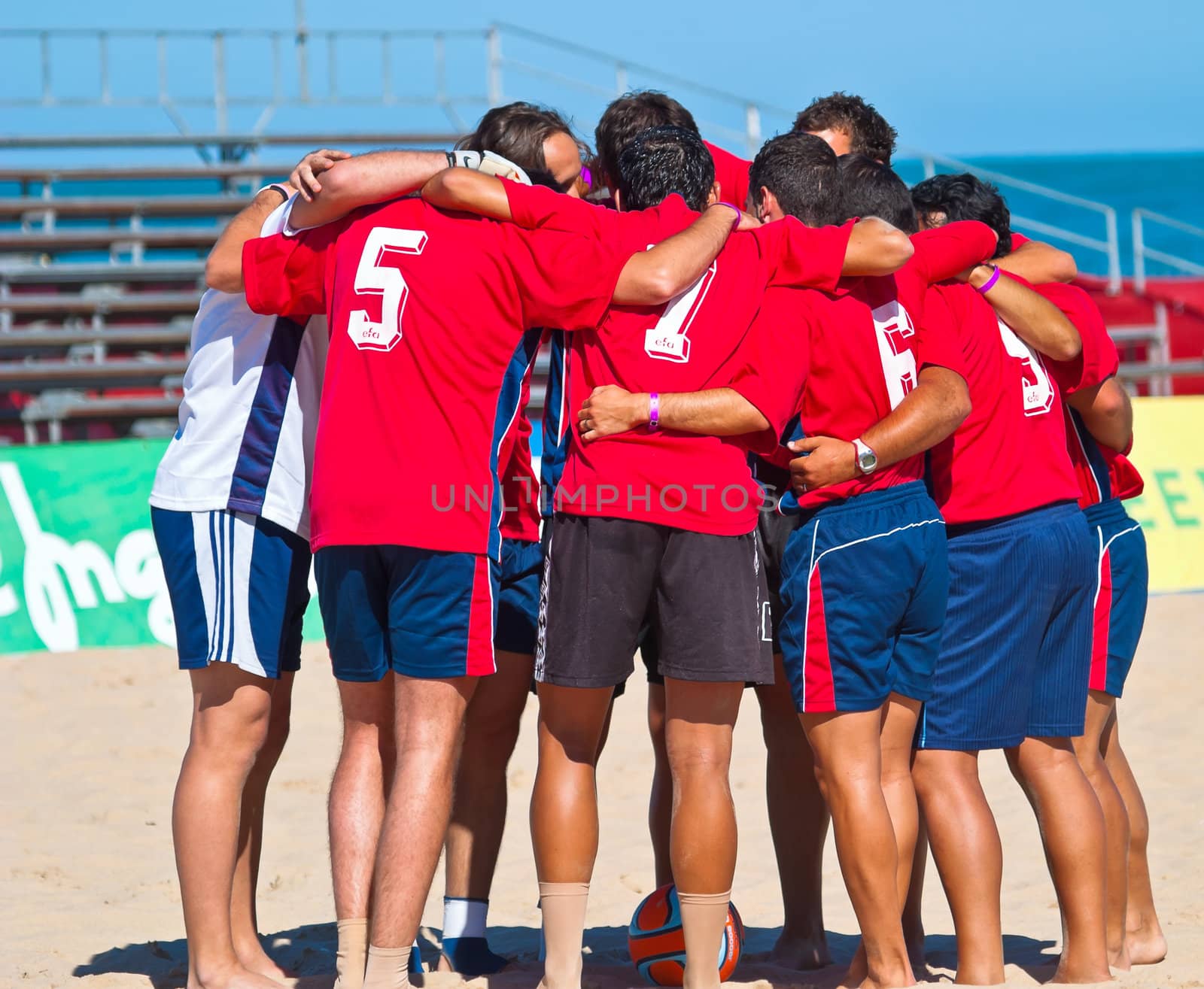 CADIZ, SPAIN -  JUL 30:  Unknown players of the team of Gijon playing the Spanish Championship of Beach Soccer on Jul 30, 2005 on the beach of La Victoria in Cadiz, Spain