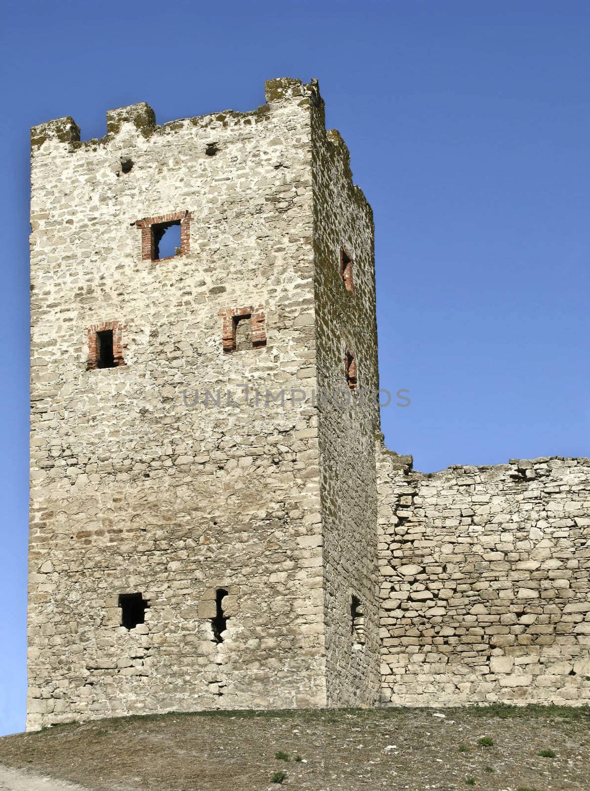 Tower of Genoese fortress in Theodosia by vintrom
