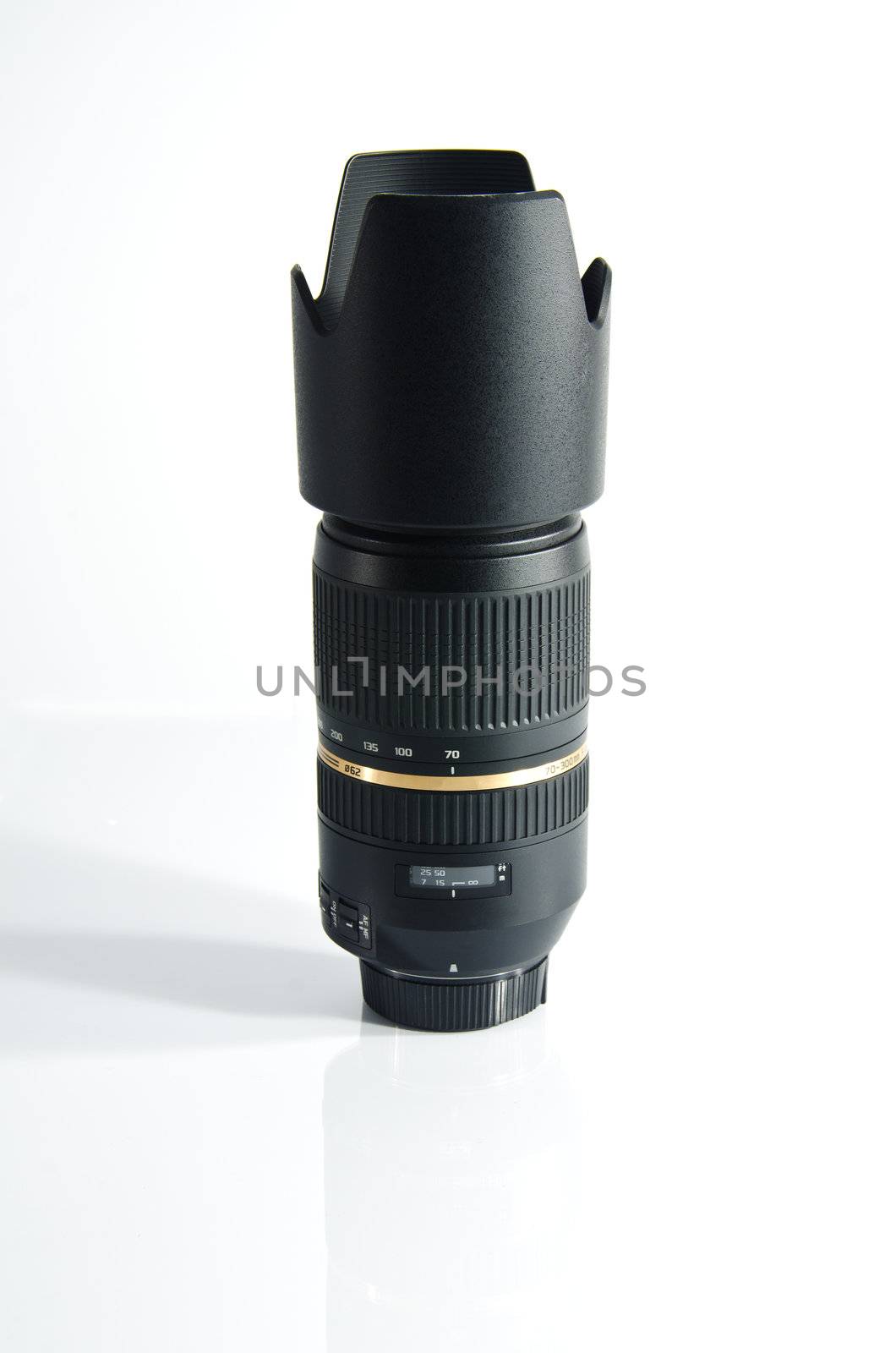 Telephoto lens by chatchai