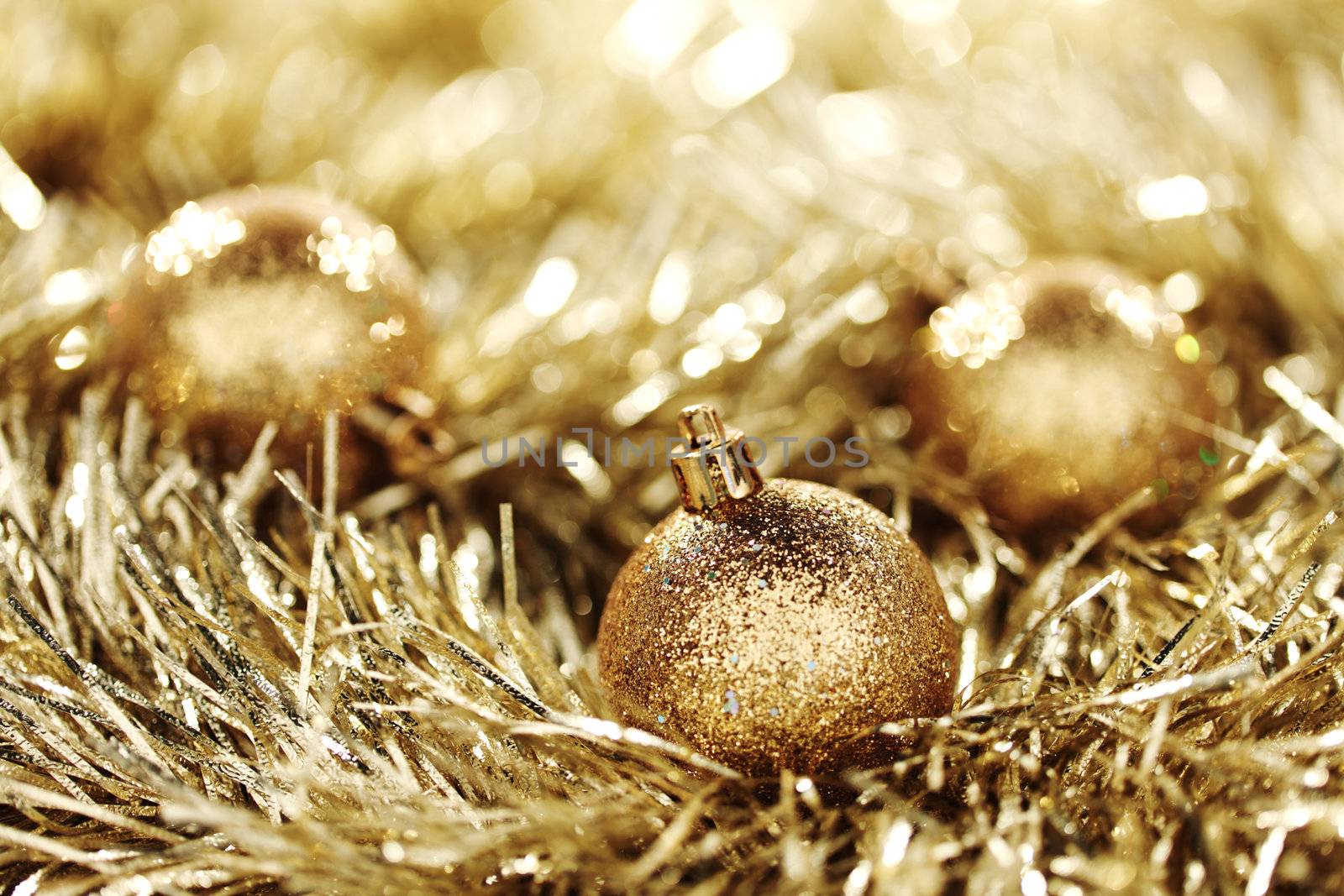 golden christmas ball by Yellowj