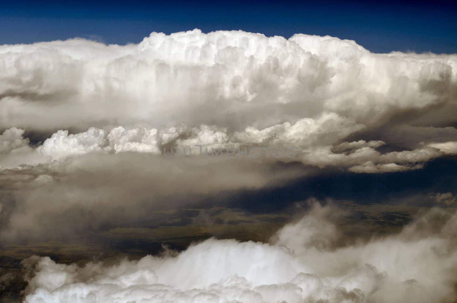 Ariel Mountain Cloud View