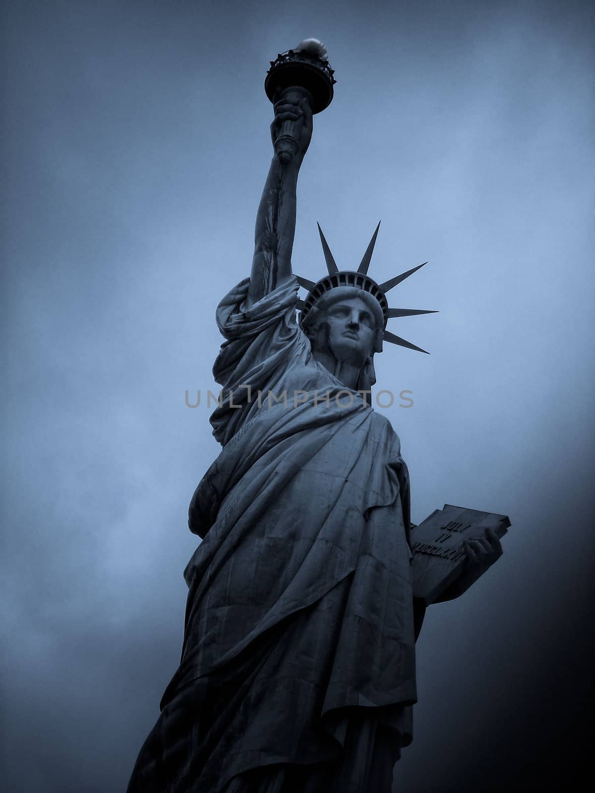 Statue of Liberty, New York by Mbatelier