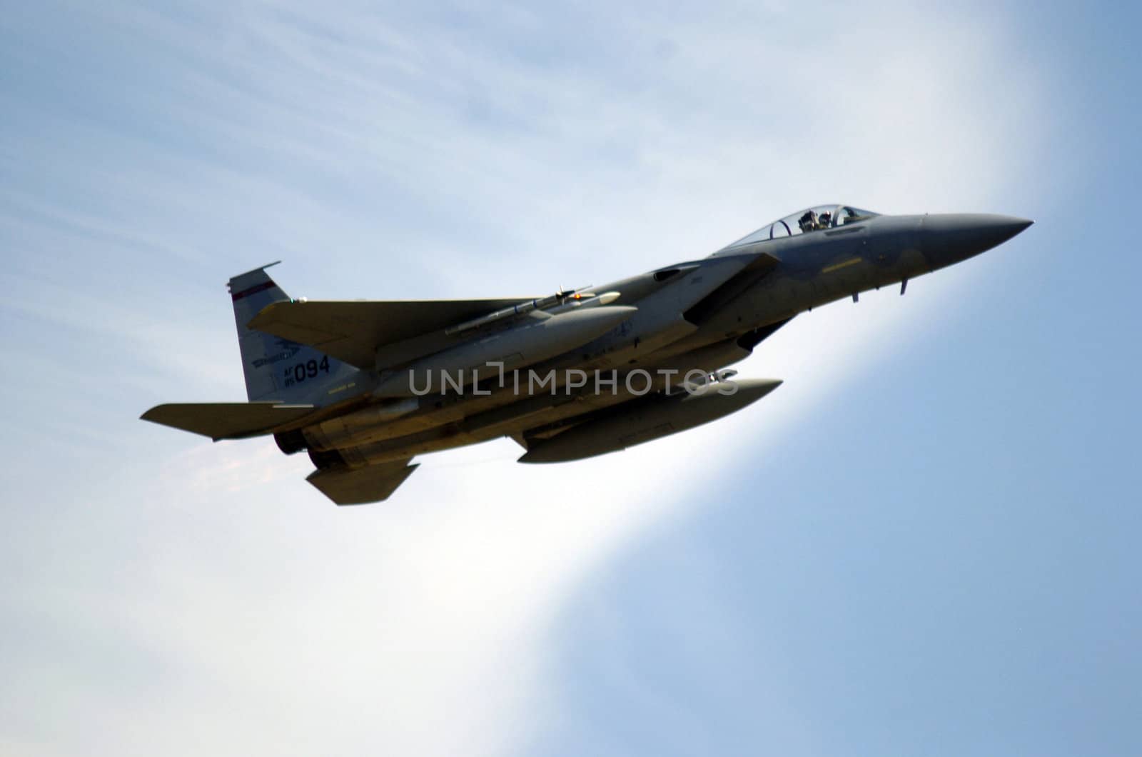 Air craft over Portland by JPphoto