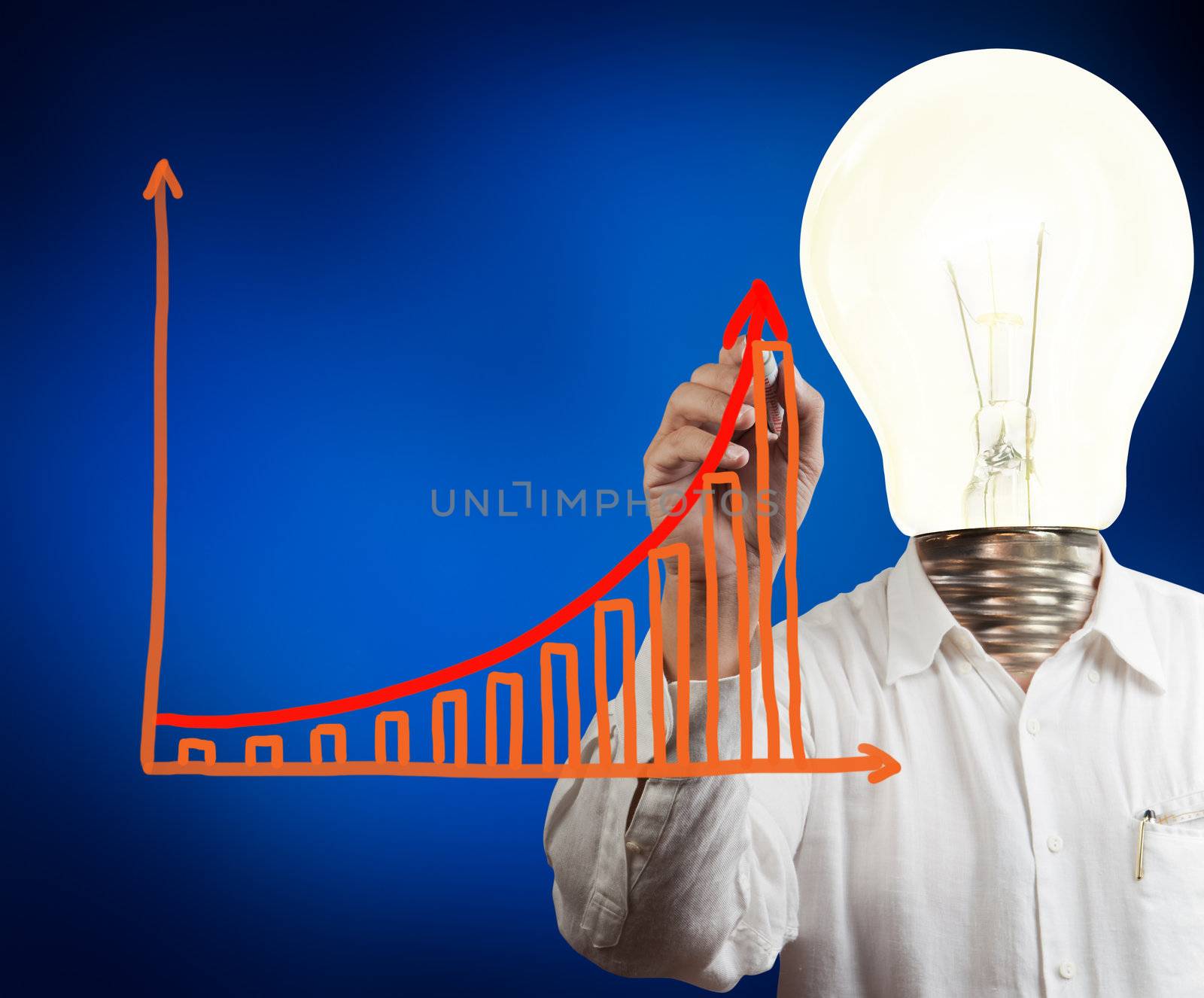 businessman with lamp-head drawing growth graph