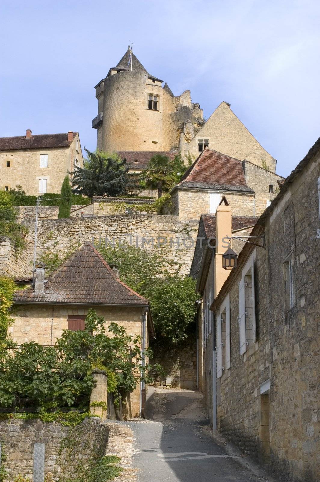 Castelnaud, the village and its castle. French village in the Perigord region where the war took place 100 years