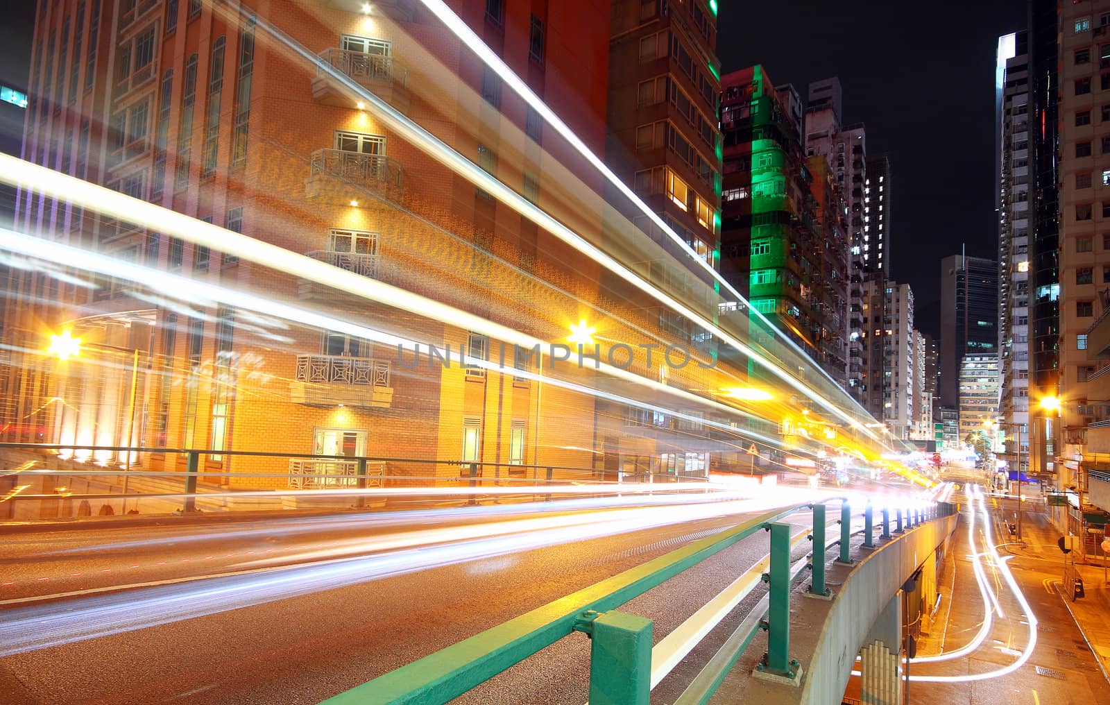 Traffic speed at night 