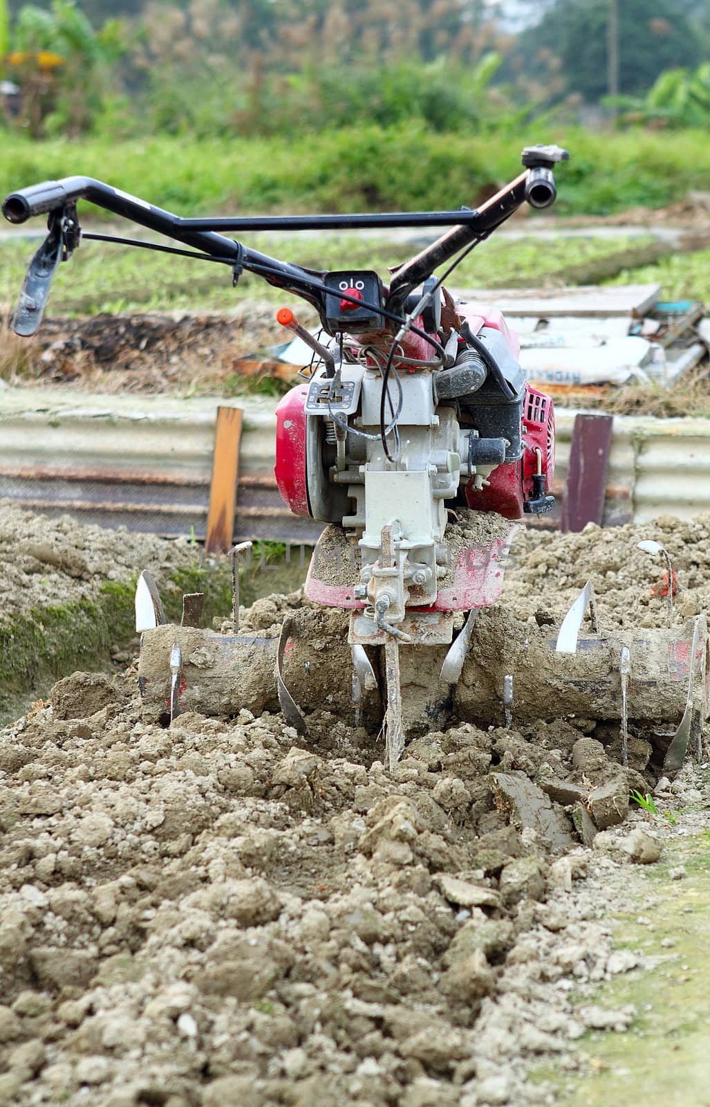 farming tractor 