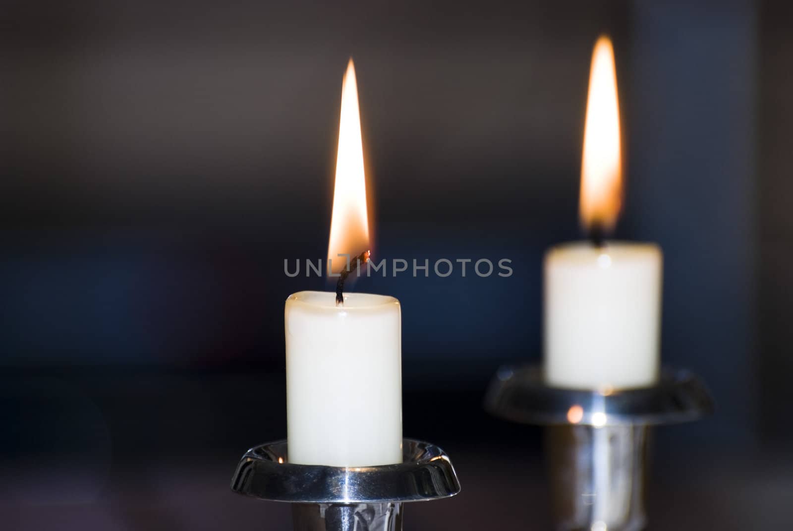 2 candles