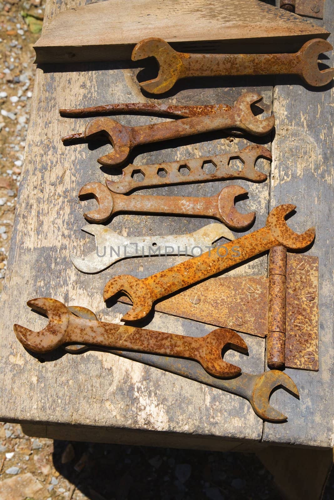 Old rusty wrenches. by iofoto