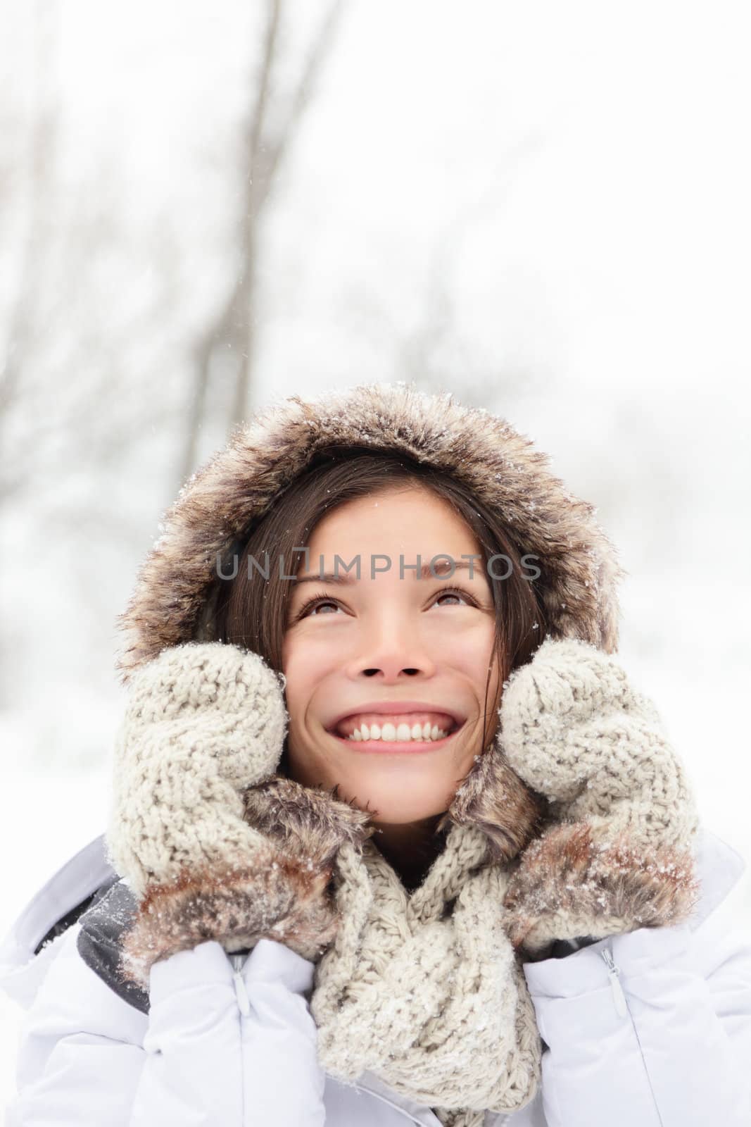 winter woman in snow by Maridav