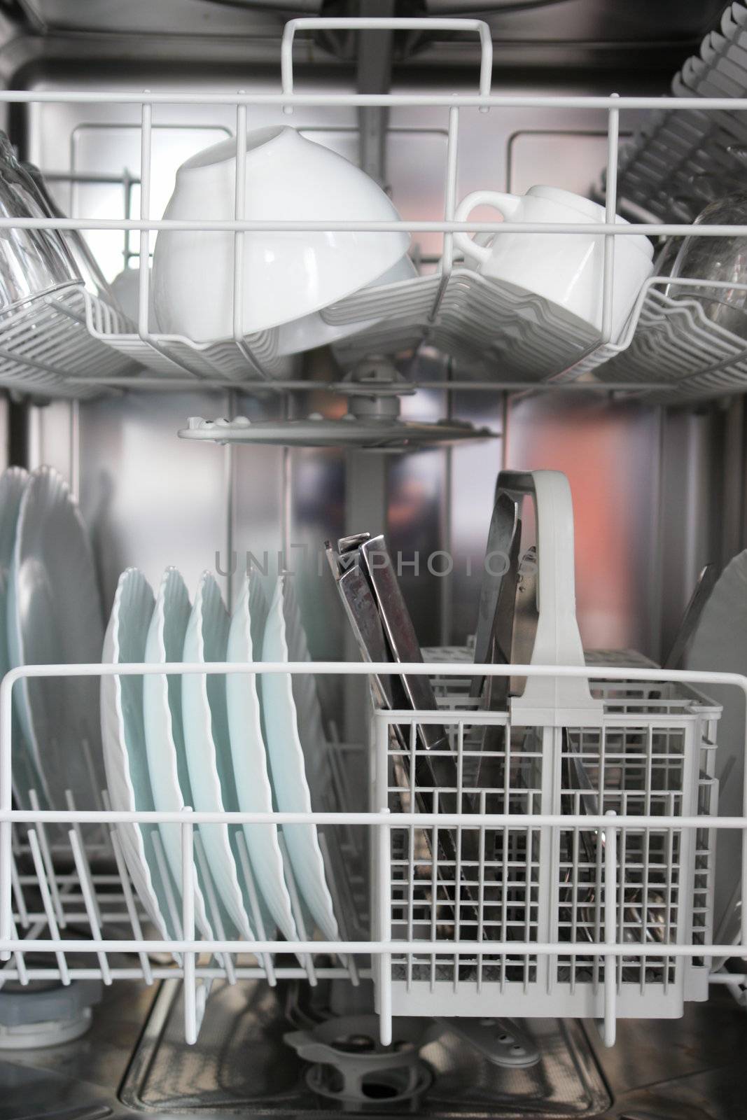 Dishwasher by yucas