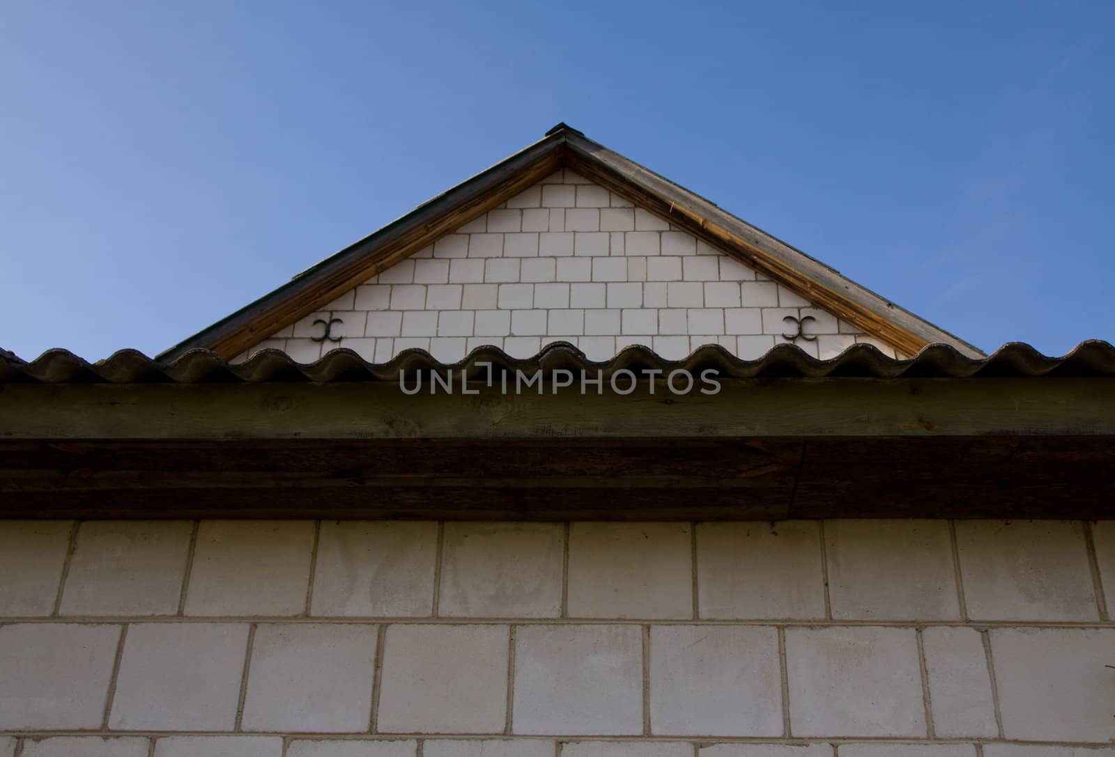 abstract photo of some house with geometric shapes