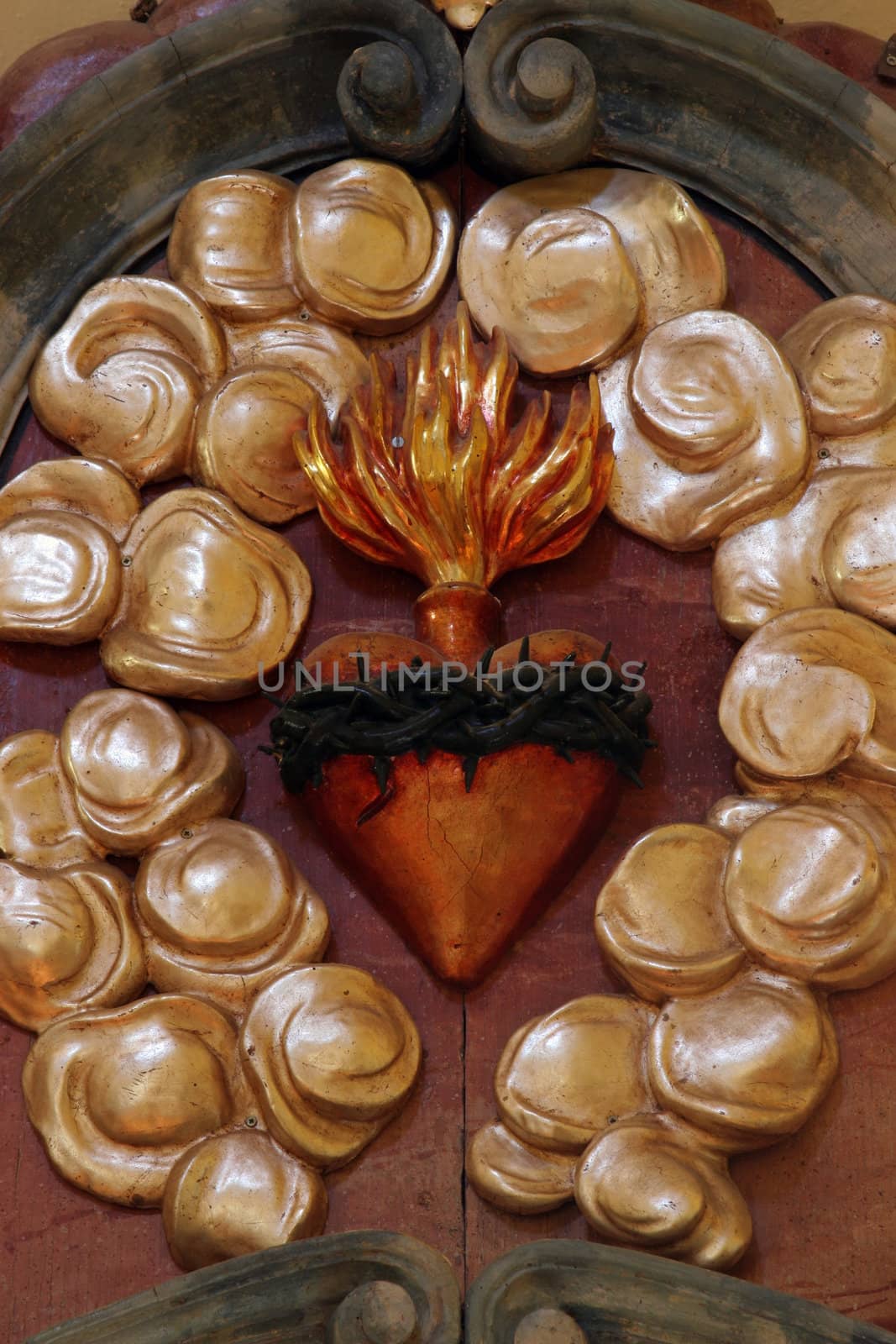 Sacred Heart of Jesus, altar decoration