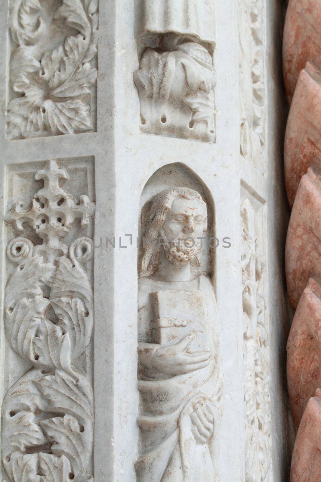 Sculpture at the enter of the Dome (Bergamo - Italy)