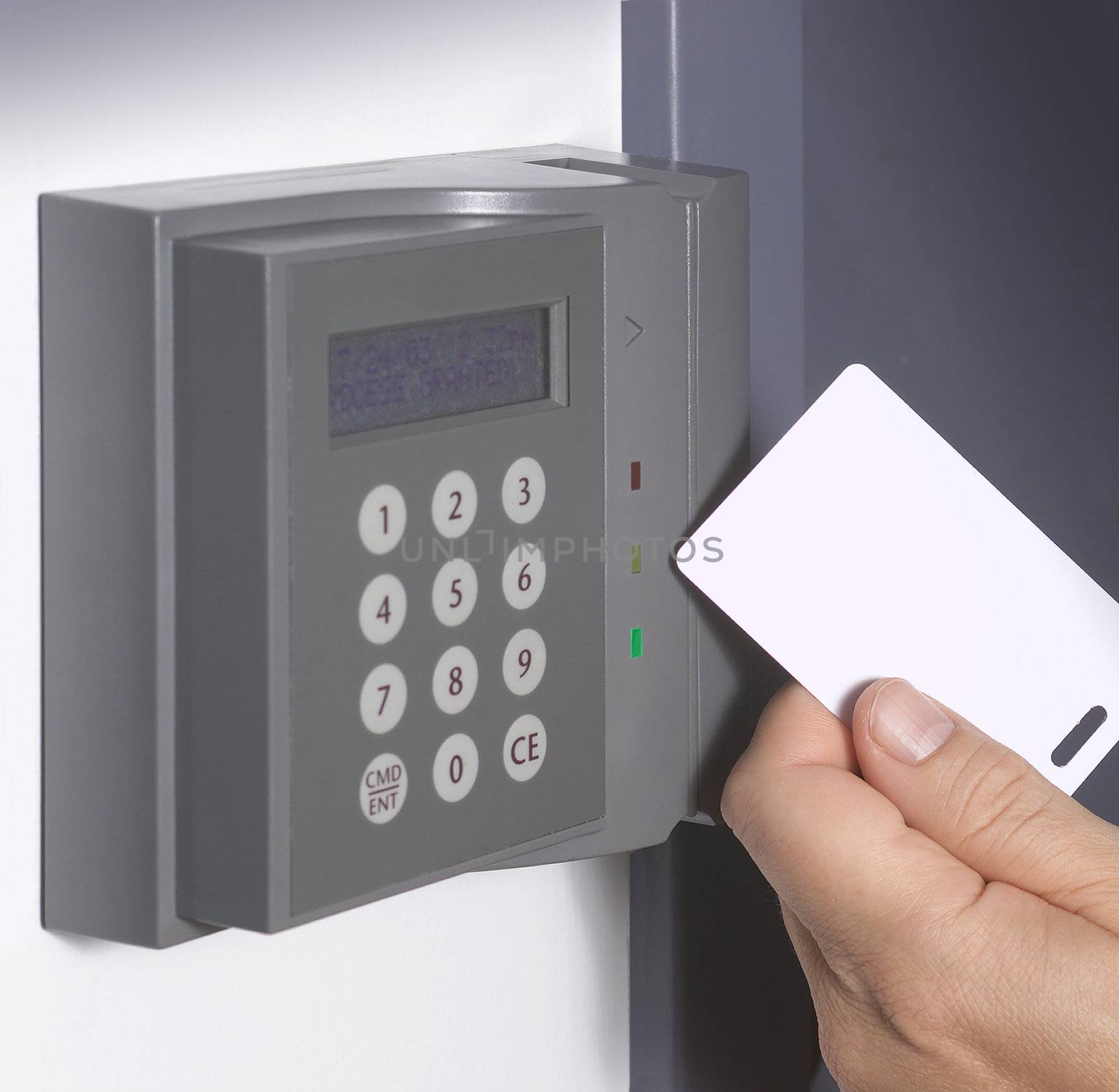 Electronic door lock, opening by security card
