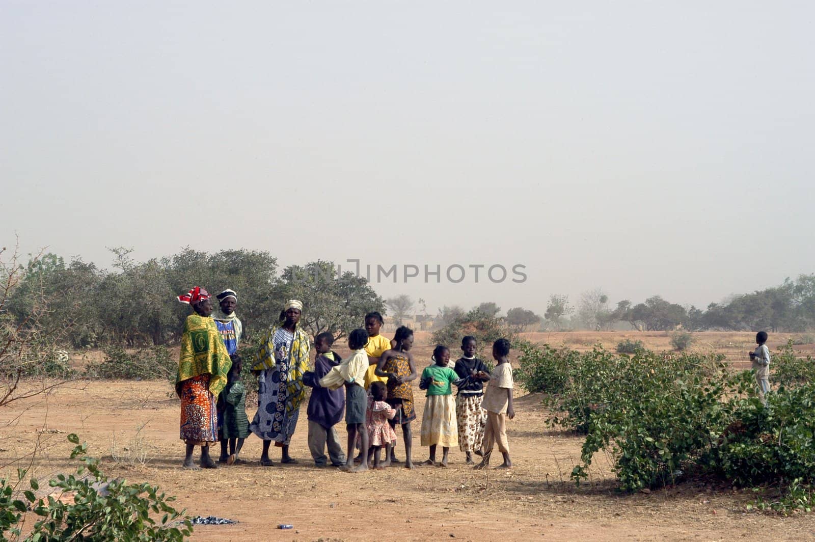 All stages of the drilling of a well in Burkina Faso Faso. Water is with 40 meters of depth and it is necessary to use a truck of drilling. To final manual pump will be assembled so that the well is protected from all pollution outside. A well costs 8000 Euro which are financed by humanitarian associations.