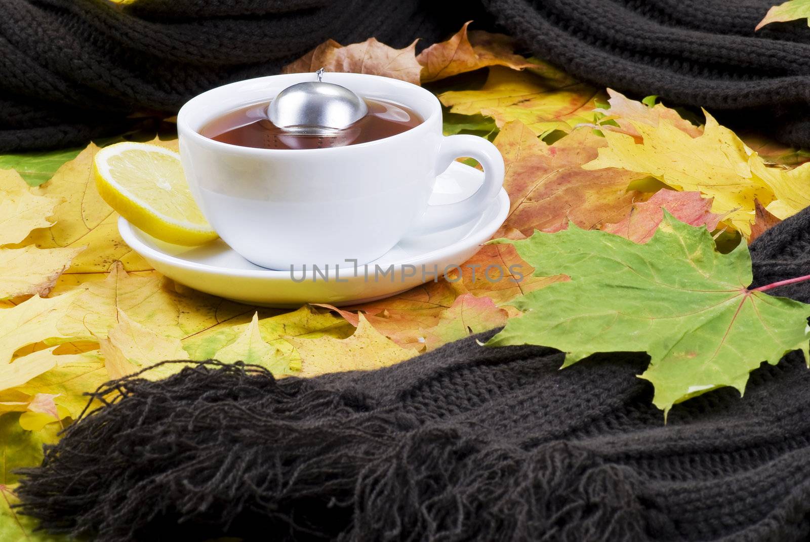 Autumn tea by caldix