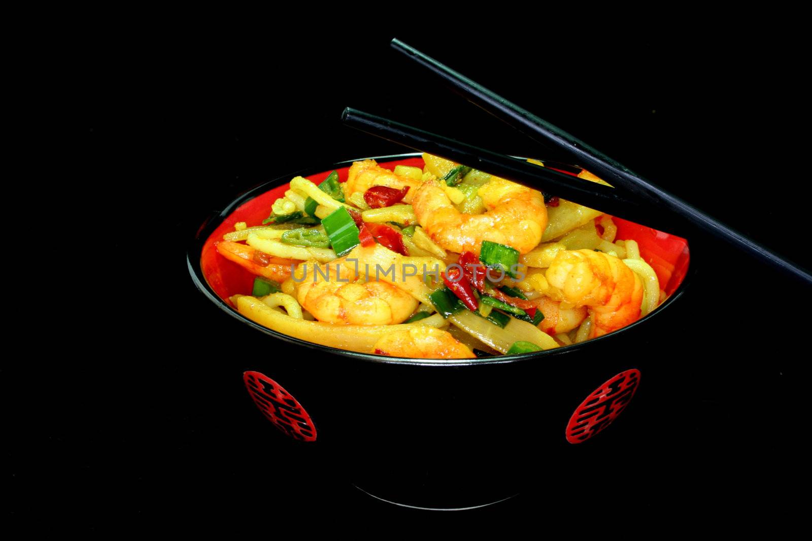 Pasta with shrimp Asia by silencefoto