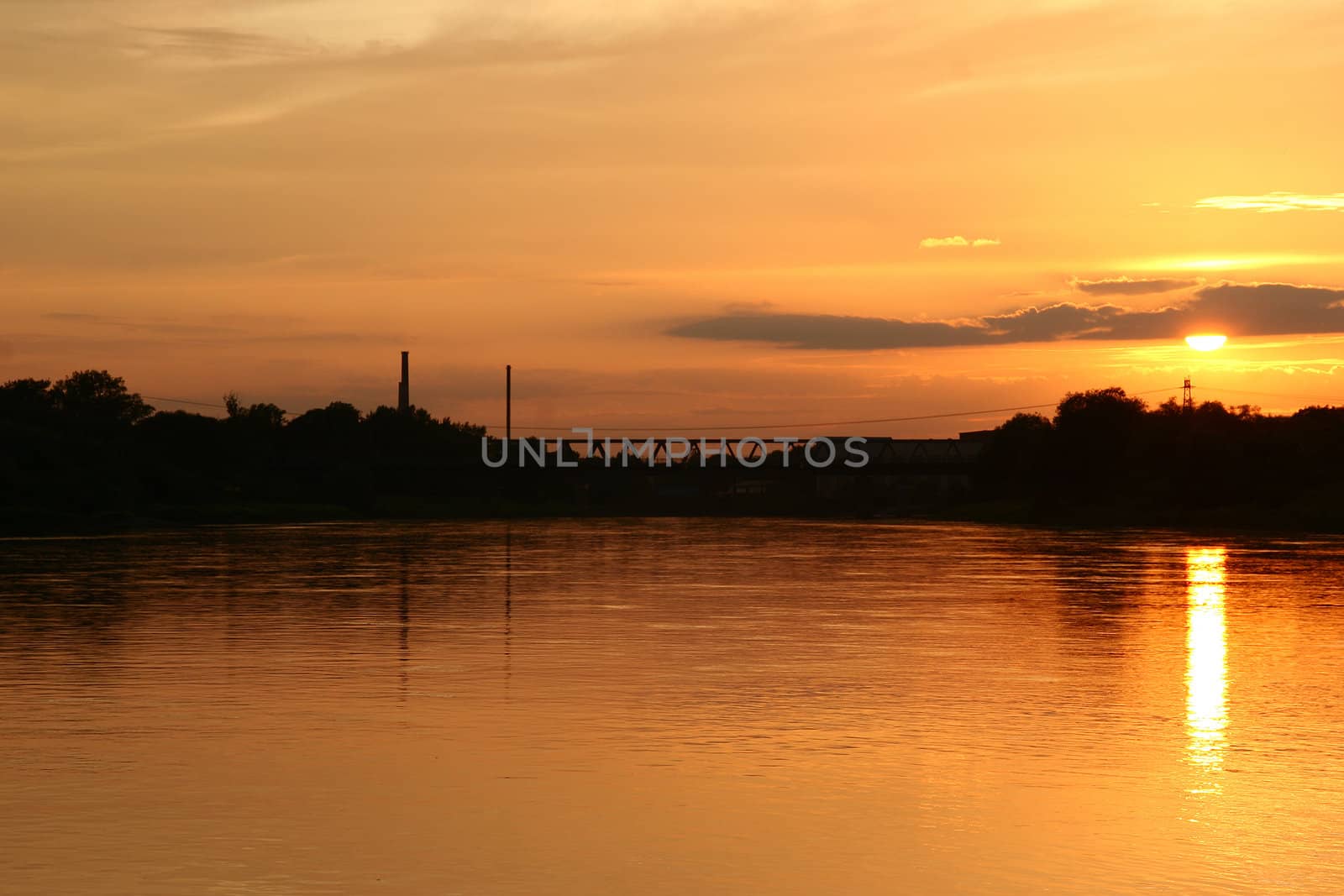 Sunset on the River Elbe in Saxony-Anhalt / Germany