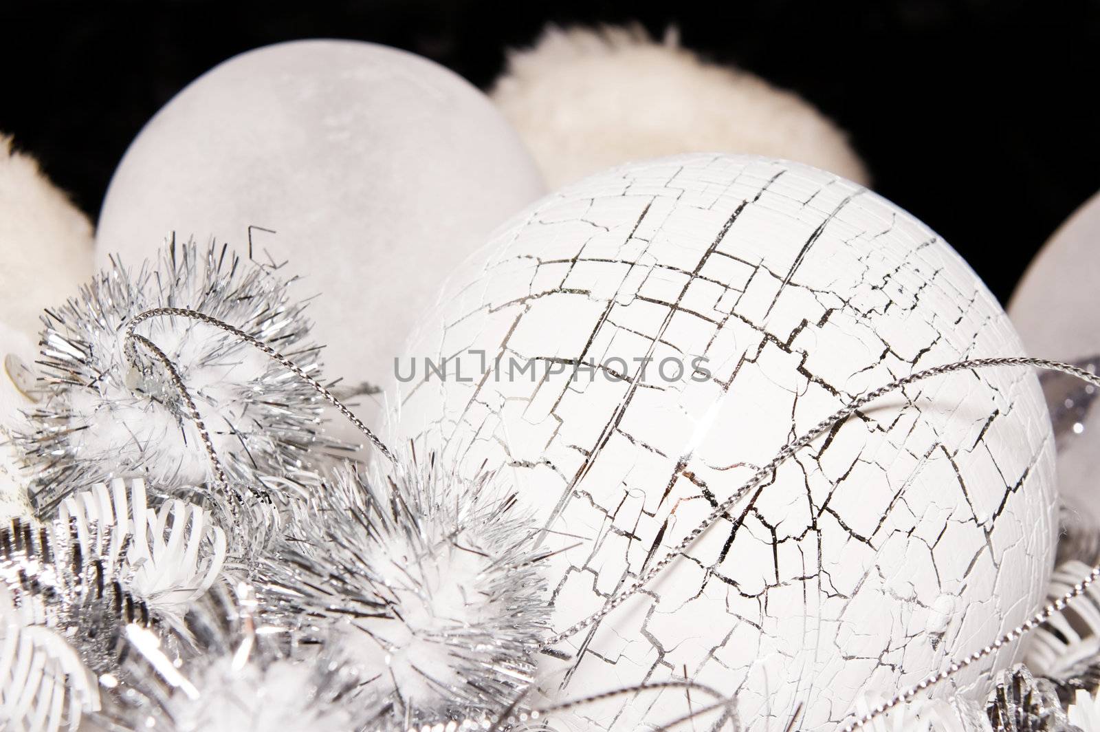 xmas decoration ornaments in white and silver 
