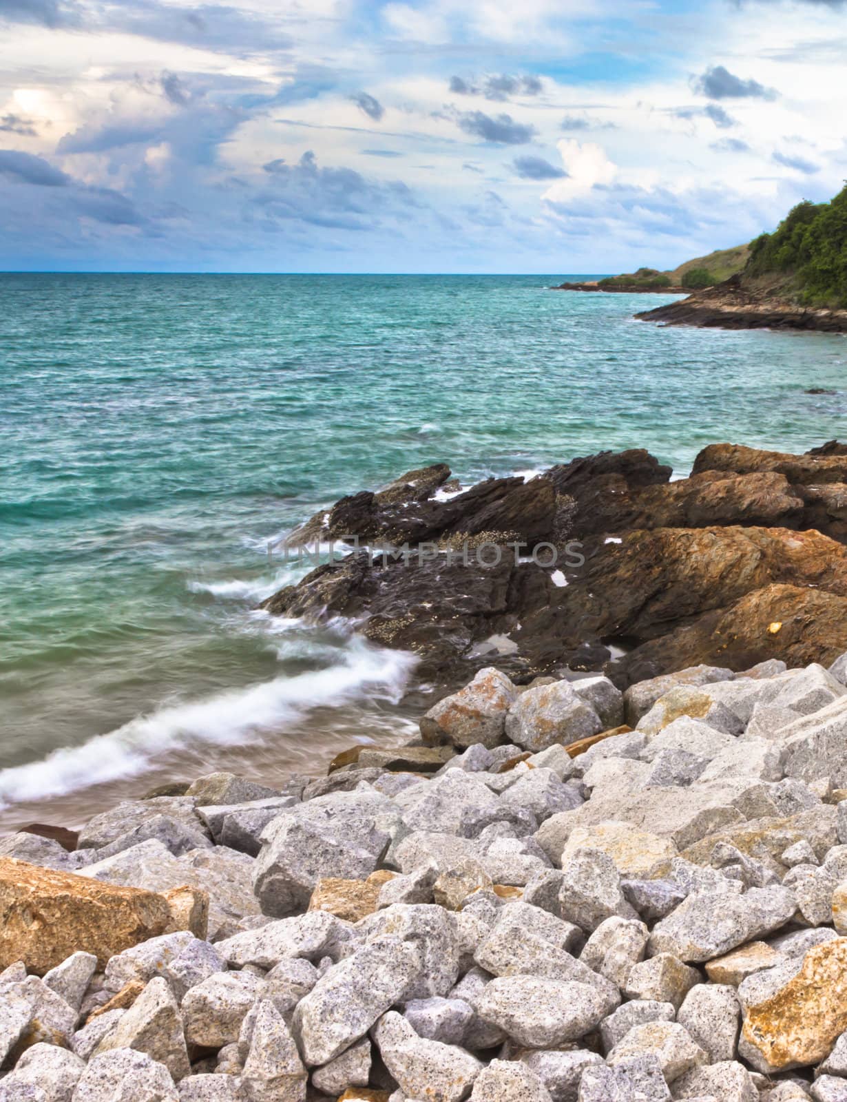 Sea in the daytime in Thailand by Na8011seeiN