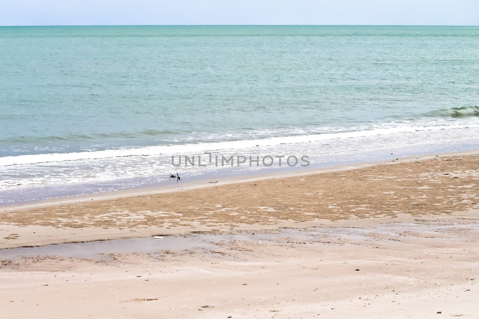 The Sea in Thailand. by Na8011seeiN