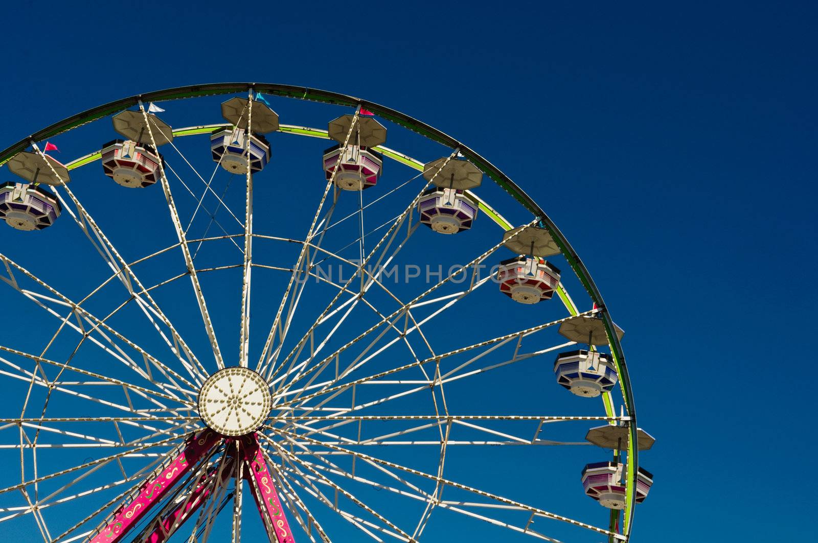 Ferris Wheel at Carnival by bbourdages