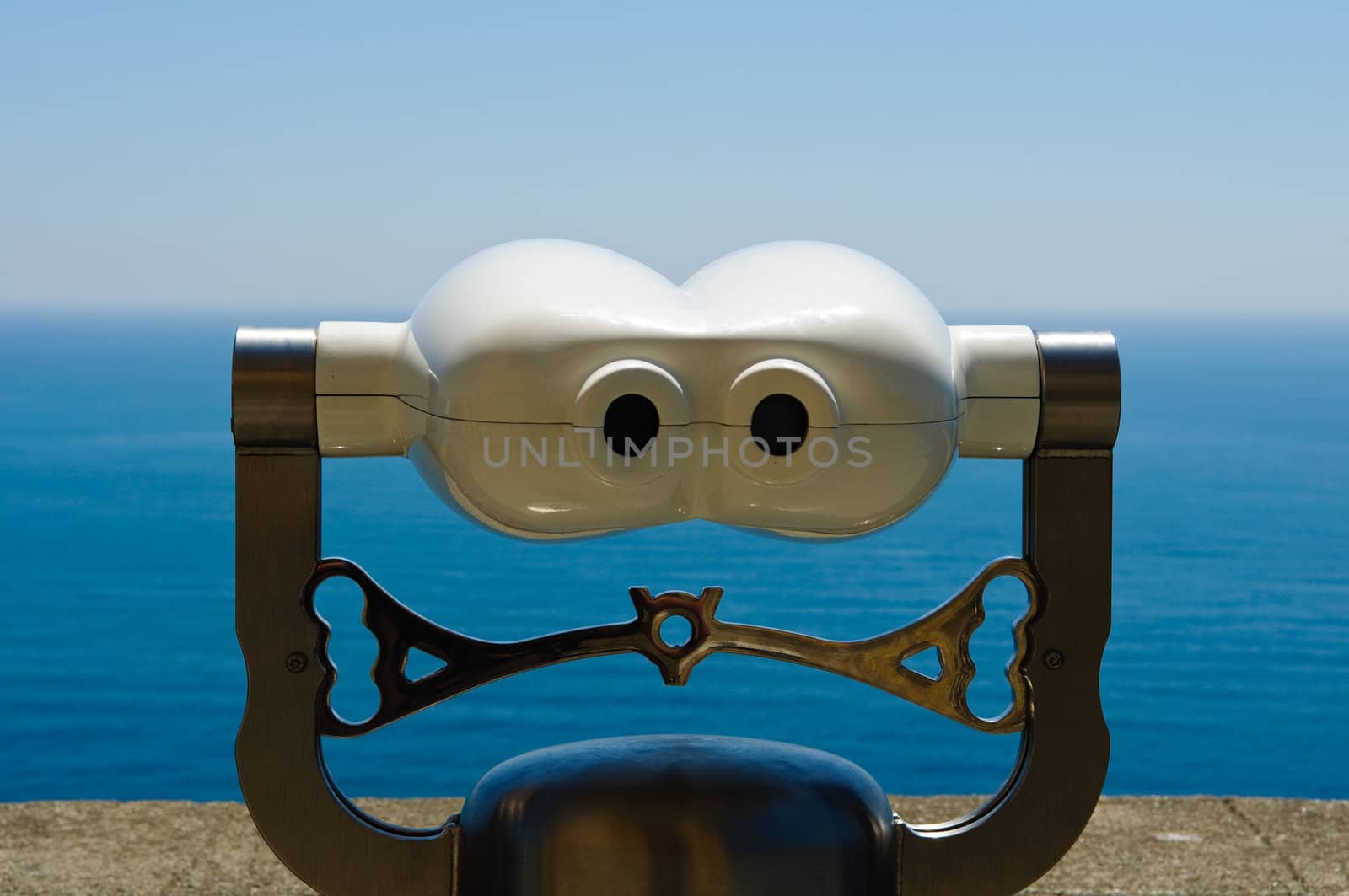 Viewfinder overlooking Ocean