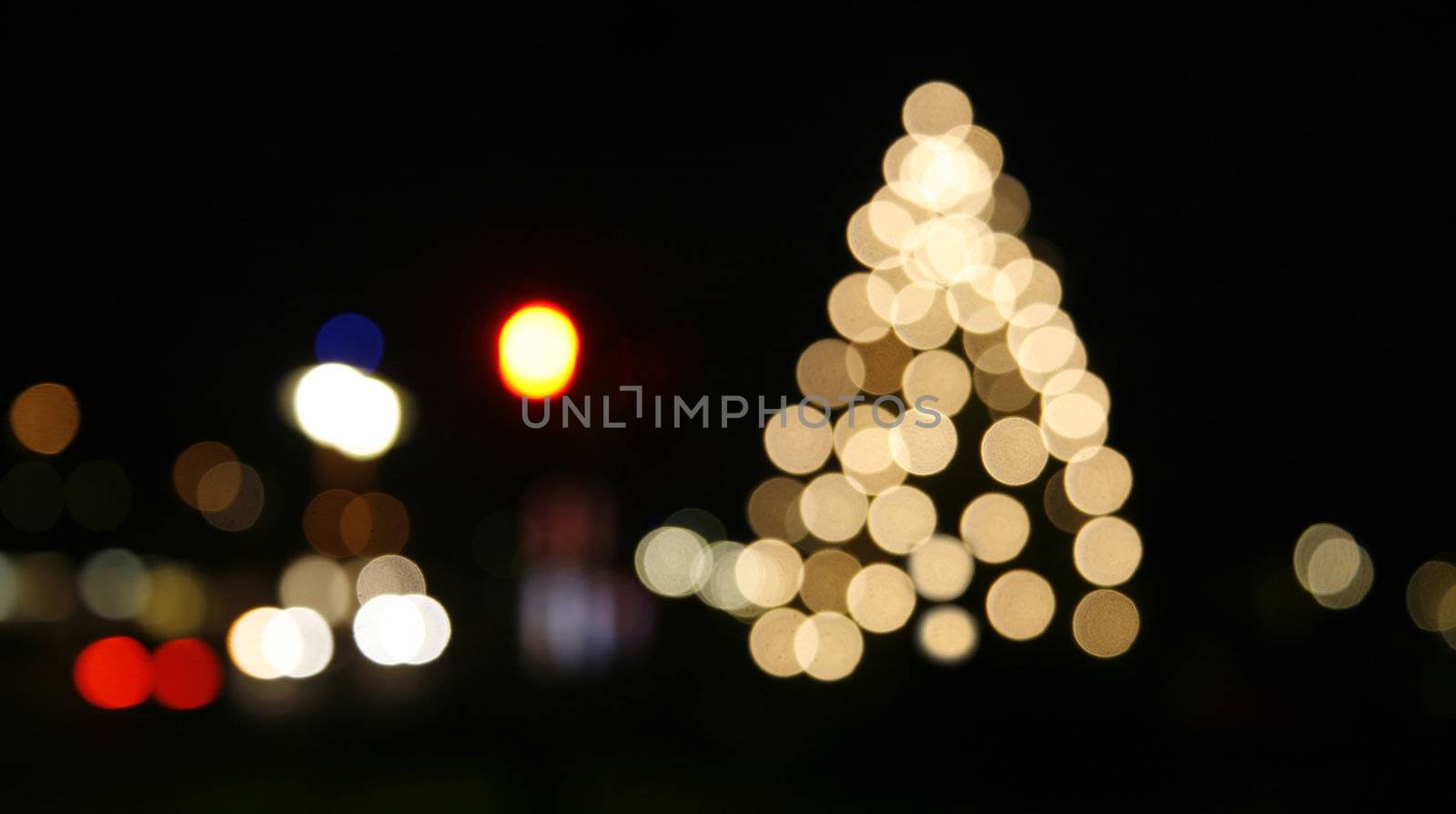 Blurred Christmas lights by ABCDK